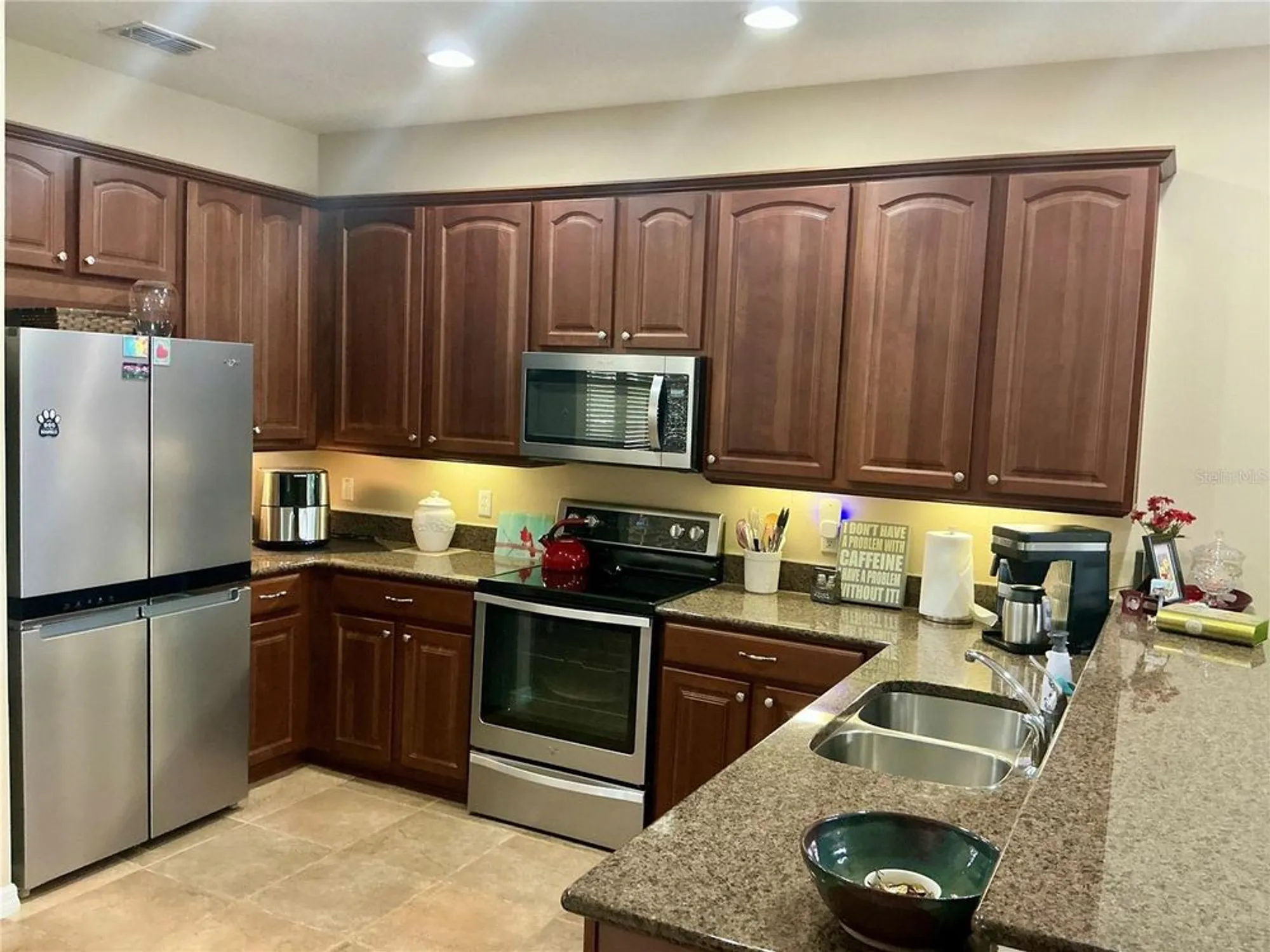 Property Slideshow image 6 of 35 | 22035 belgian ct, Mount Dora, FL, 32757