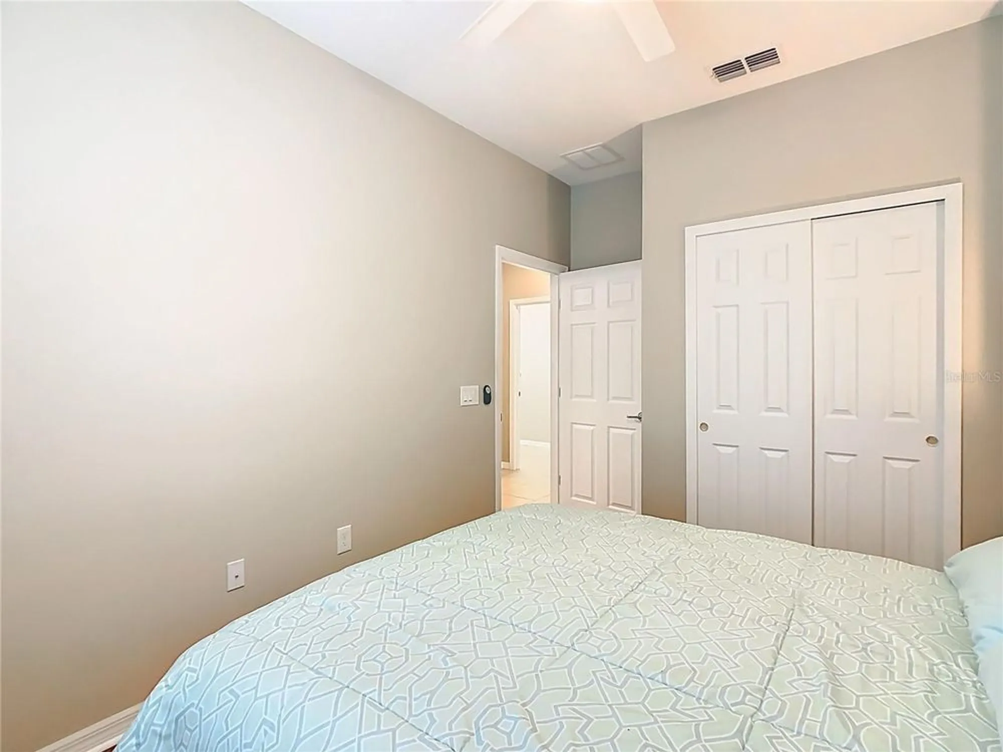 Property Slideshow image 26 of 60 | 2009 lazio loop, Poinciana, FL, 34759