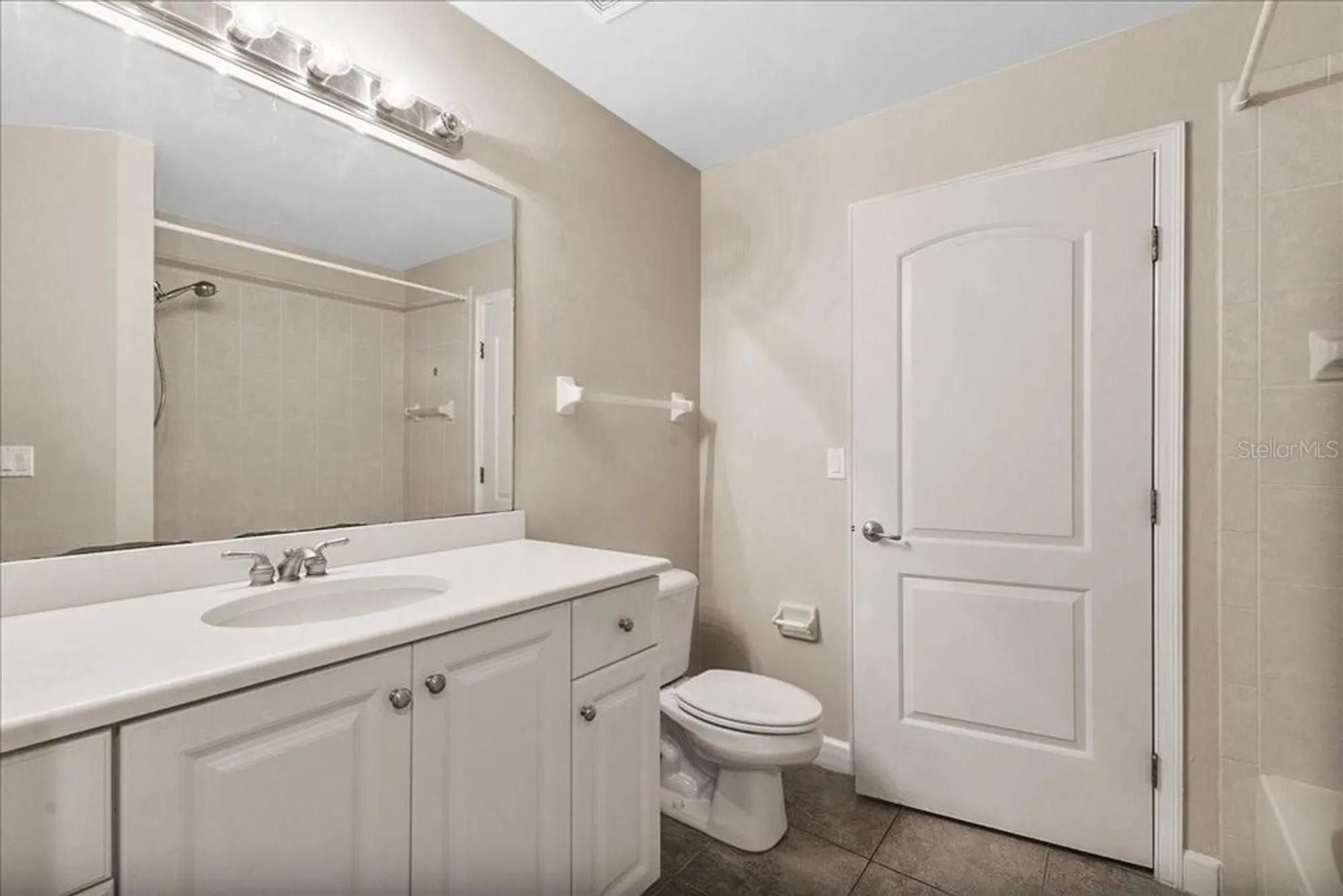 Property Slideshow image 27 of 47 | 424 luna bella ln 432, New Smyrna Beach, FL, 32168