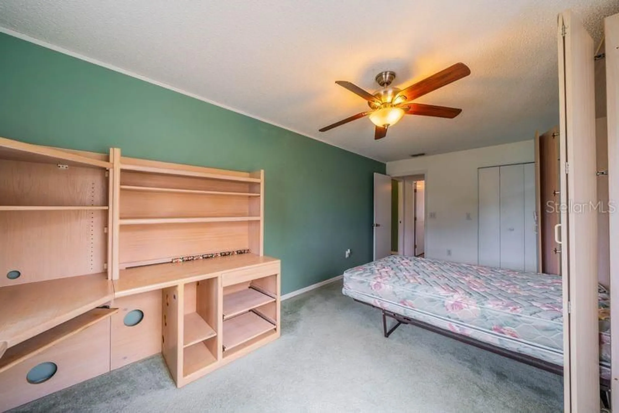 Property Slideshow image 23 of 47 | 301 caloosa palms ct, Sun City Center, FL, 33573