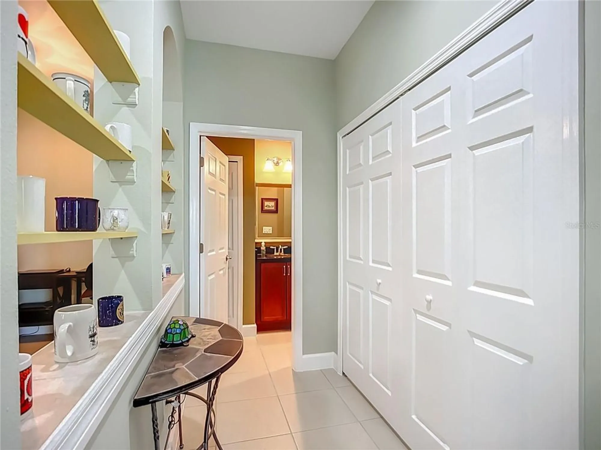 Property Slideshow image 24 of 43 | 689 chipper dr, Sun City Center, FL, 33573