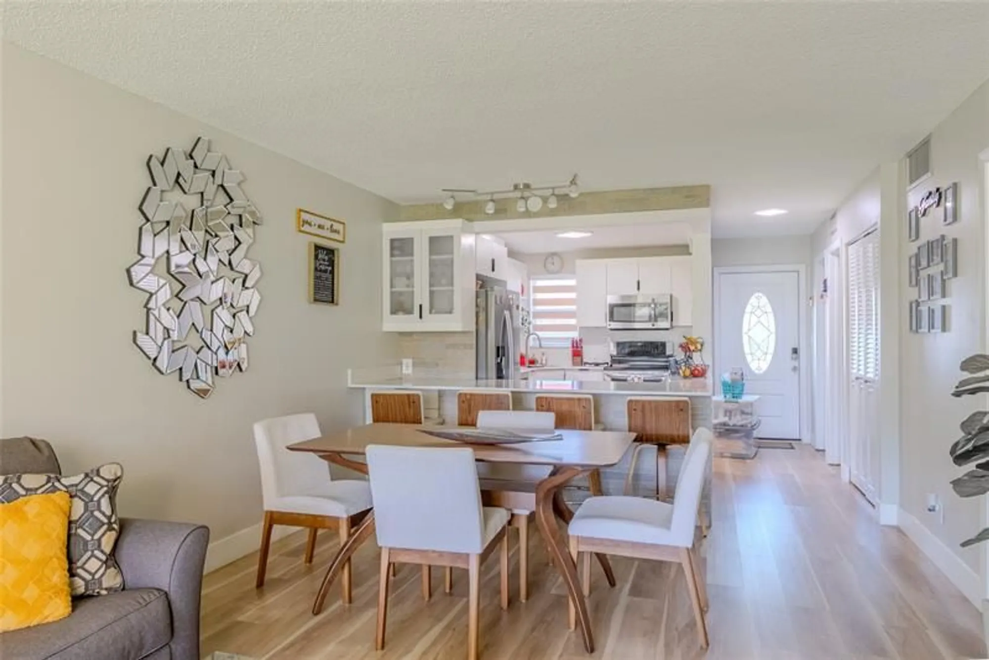 Property Slideshow image 16 of 34 | 8900 washington blvd 115, Pembroke Pines, FL, 33025