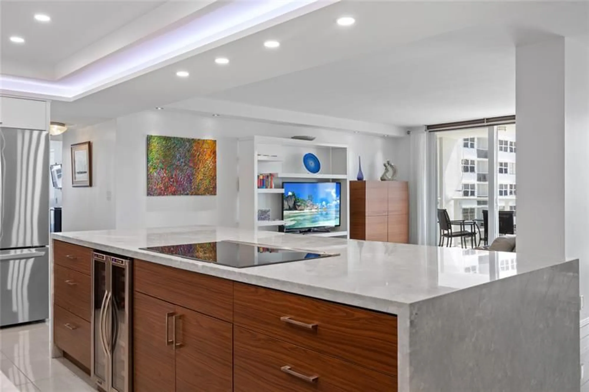 Property Slideshow image 8 of 50 | 1880 s ocean dr ts306, Hallandale Beach, FL, 33009