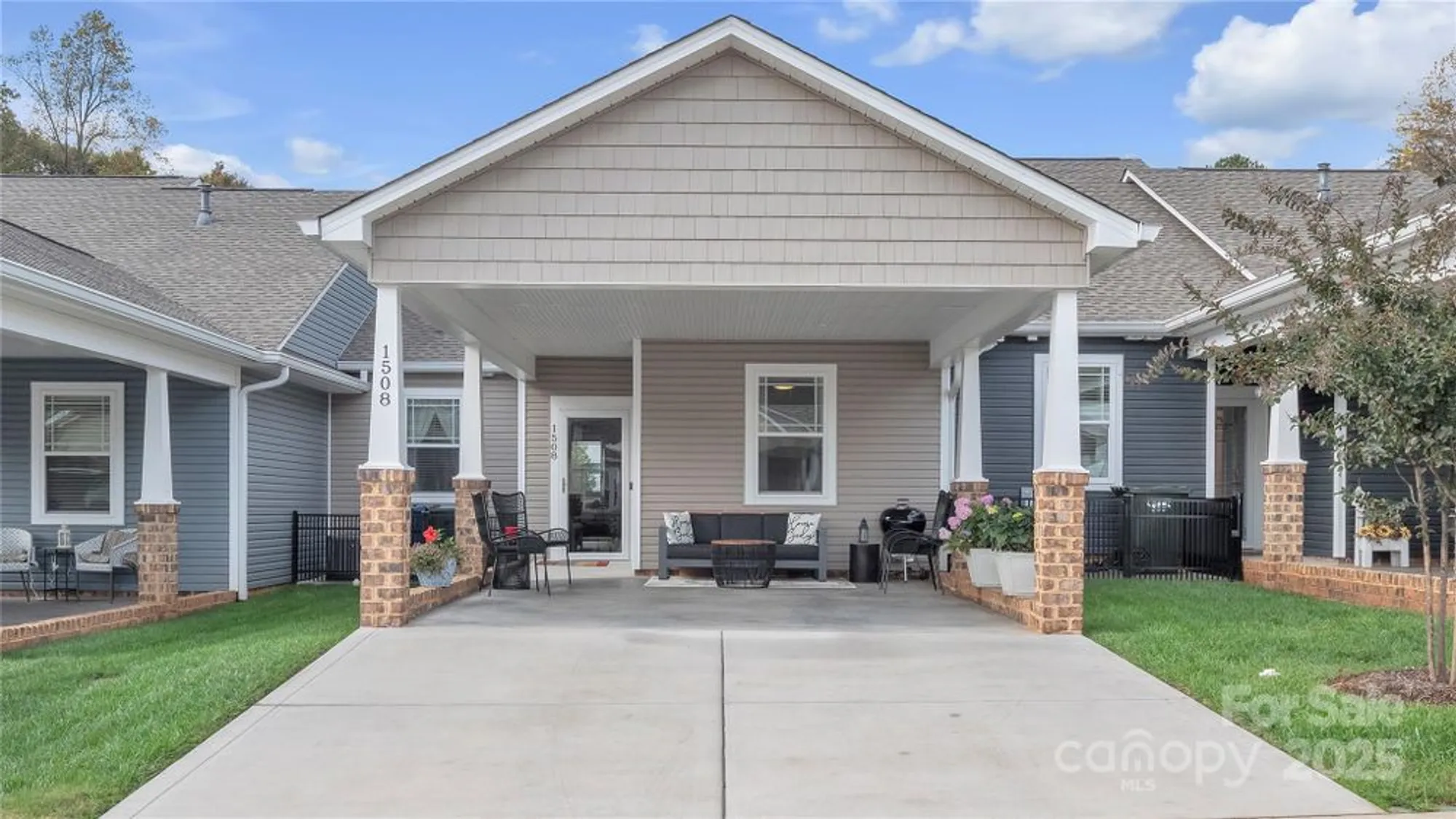 Property Slideshow image 1 of 44 | 1508 28th street ln se, Hickory, NC, 28602