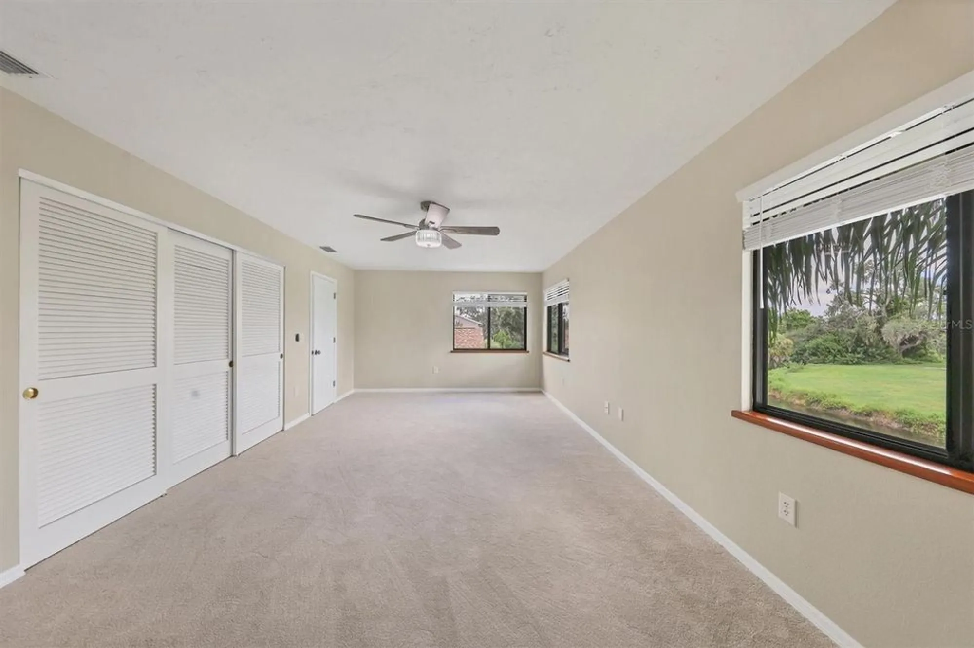 Property Slideshow image 46 of 78 | 4555 forest wood trl 23, Sarasota, FL, 34241