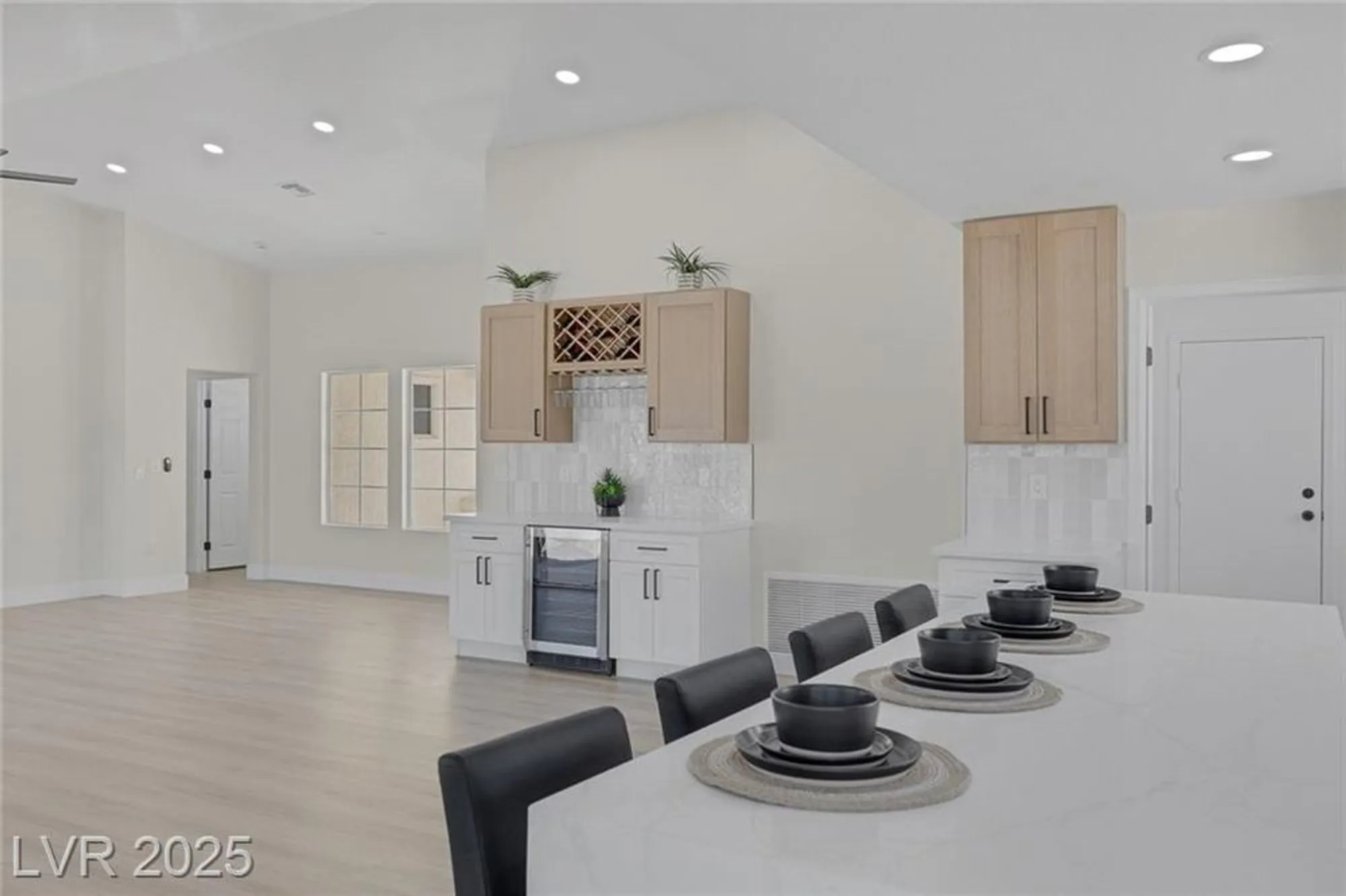 Property Slideshow image 14 of 37 | 3100 angelica ct, Las Vegas, NV, 89134