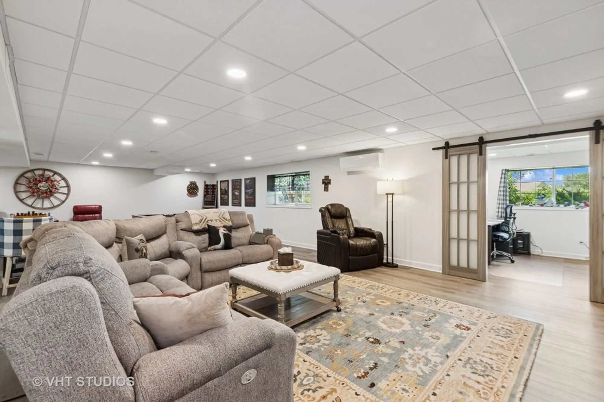 Property Slideshow image 19 of 36 | , Volo, IL, 60020