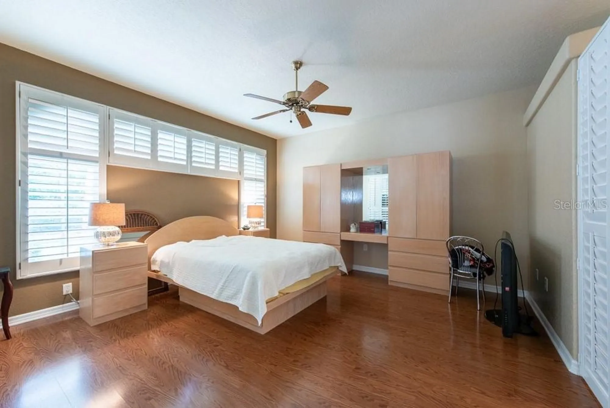 Property Slideshow image 16 of 47 | 5664 legend hills ln, Spring Hill, FL, 34609