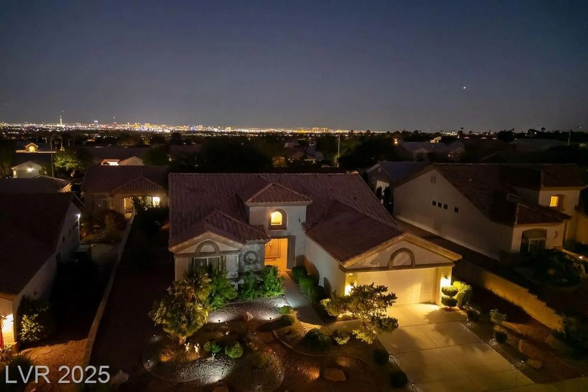 Property Slideshow image 47 of 80 | 2620 hanging rock dr, Las Vegas, NV, 89134