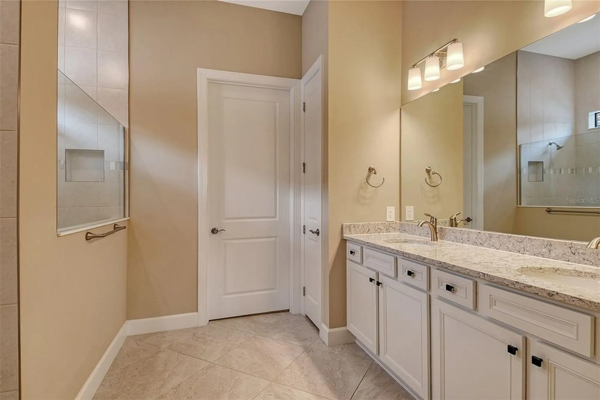 Property Slideshow image 24 of 72 | 17905 waterville pl, Bradenton, FL, 34202