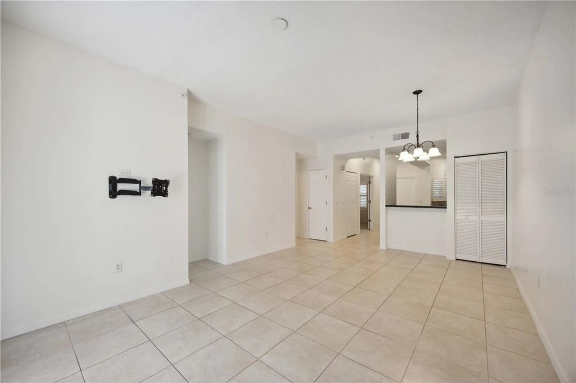 Property Slideshow image 10 of 25 | 4260 central sarasota pkwy apt 213, Sarasota, FL, 34238