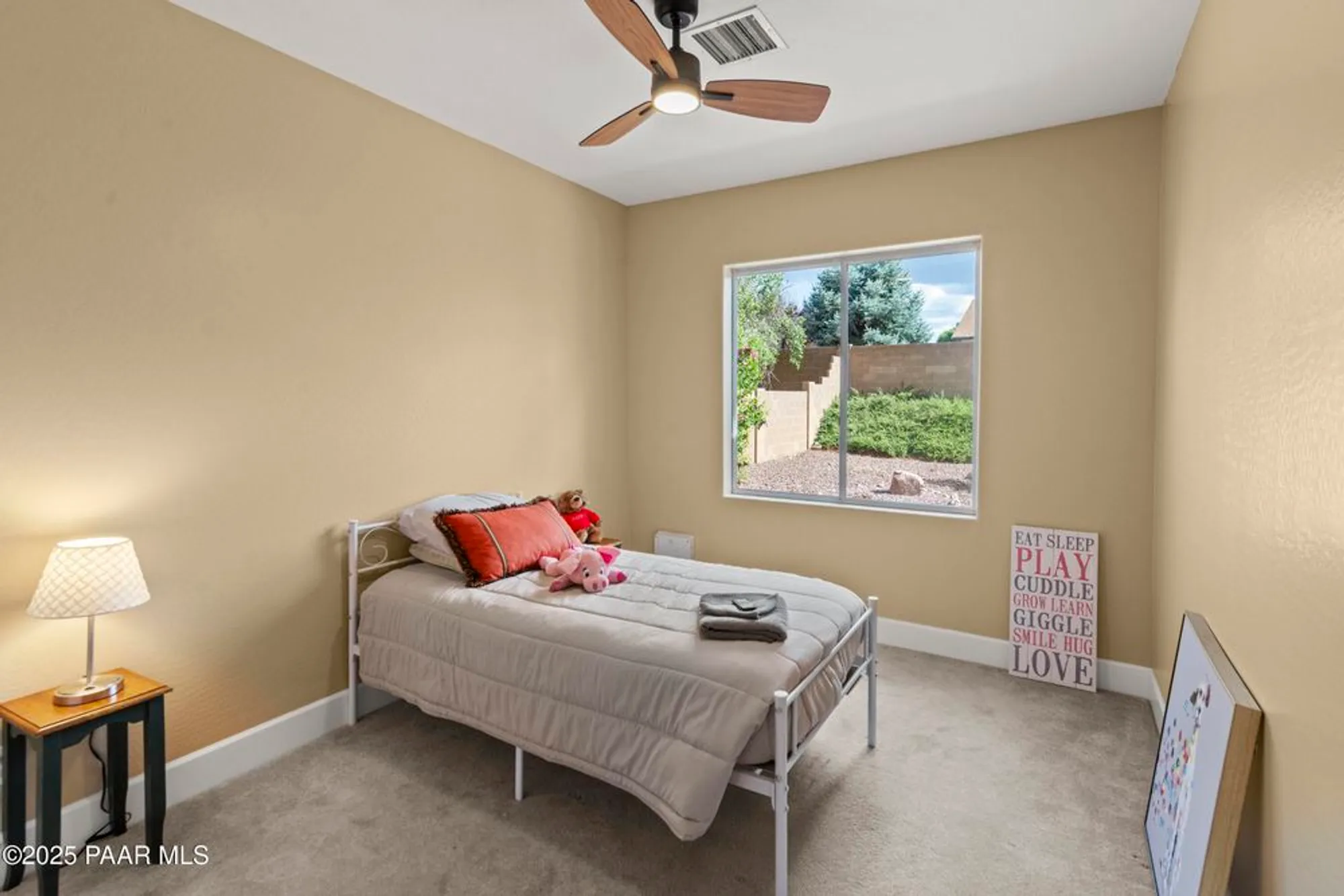 Property Slideshow image 12 of 27 | 7673 e circle wagons way, Prescott Valley, AZ, 86315