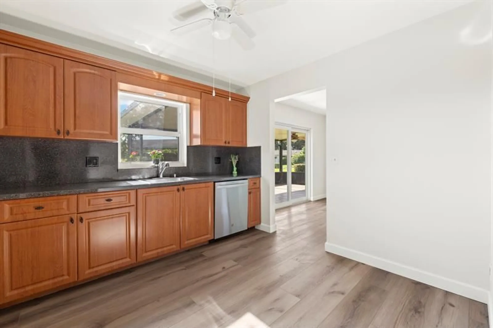 Property Slideshow image 7 of 41 | 6472 overland dr, Delray Beach, FL, 33484