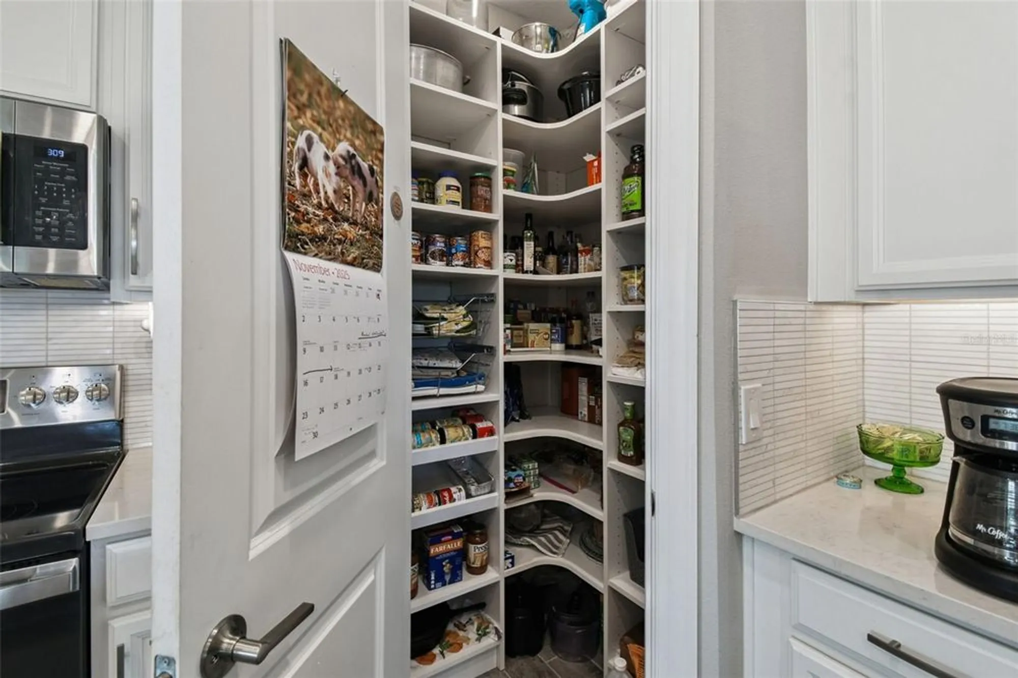 Property Slideshow image 13 of 58 | 779 via como st, Kissimmee, FL, 34759