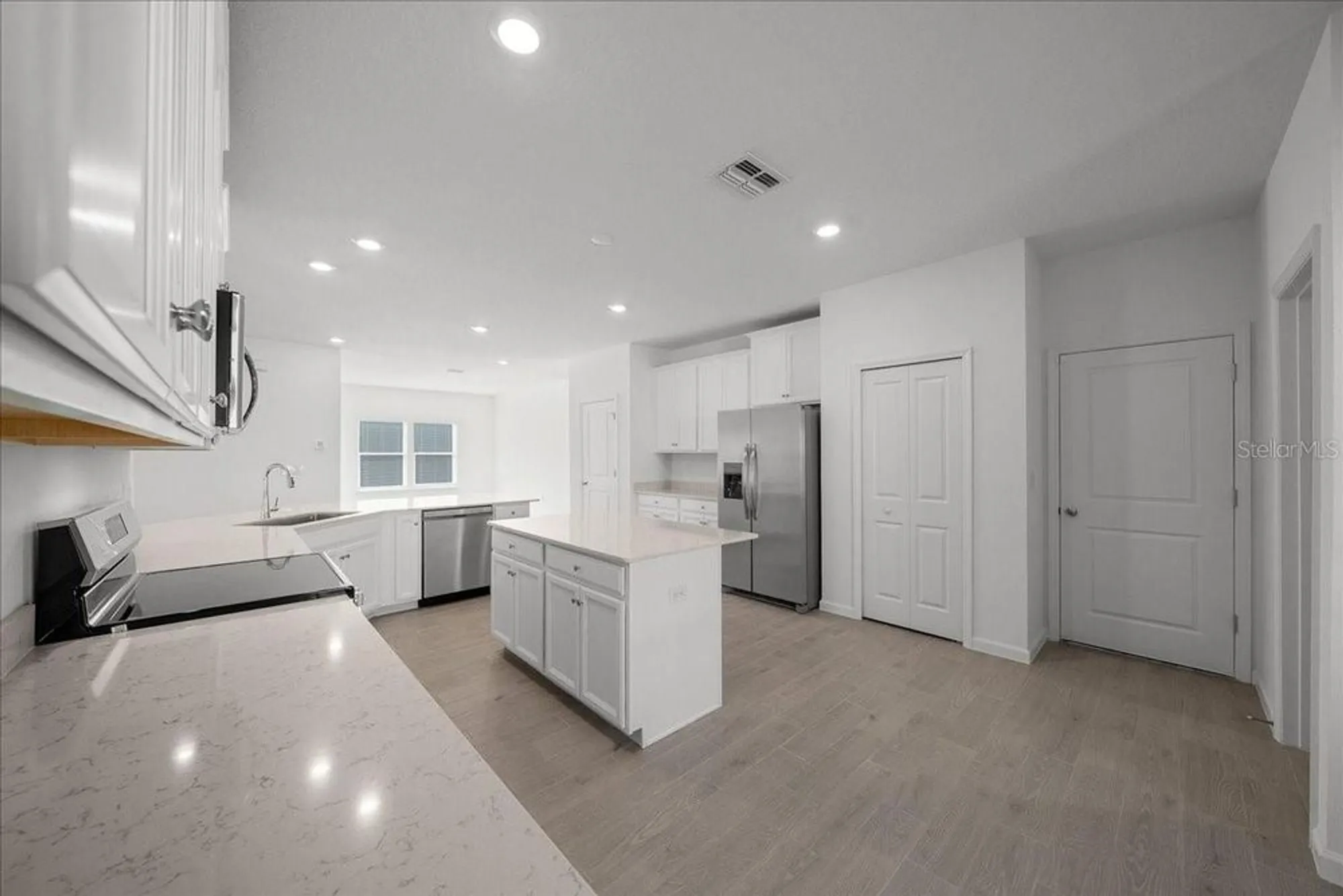 Property Slideshow image 14 of 60 | 7930 sw 74th loop, Ocala, FL, 34481