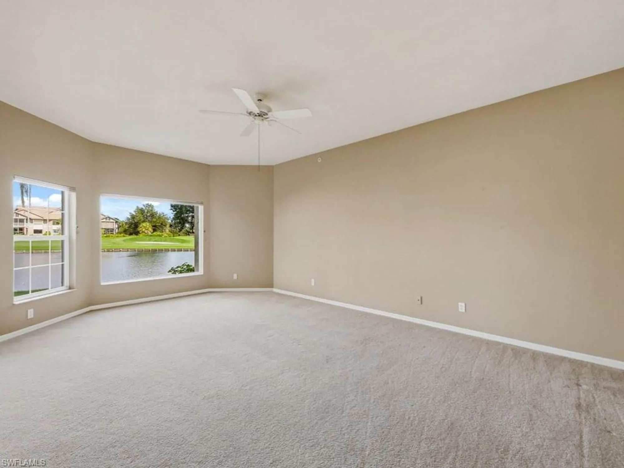 Property Slideshow image 8 of 31 | 3310 glen cairn ct 102, Bonita Springs, FL, 34134