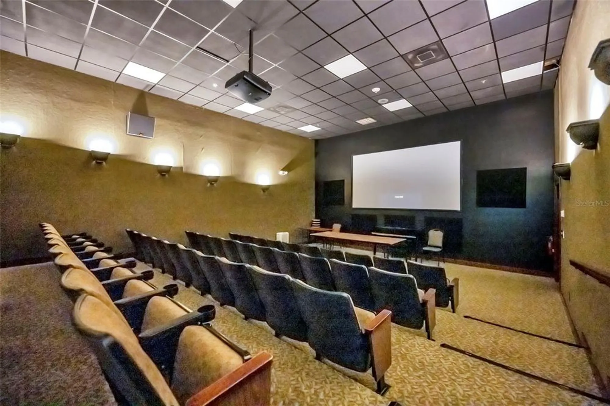 Property Slideshow image 29 of 51 | 4115 aberdeen ln, Lake Wales, FL, 33859