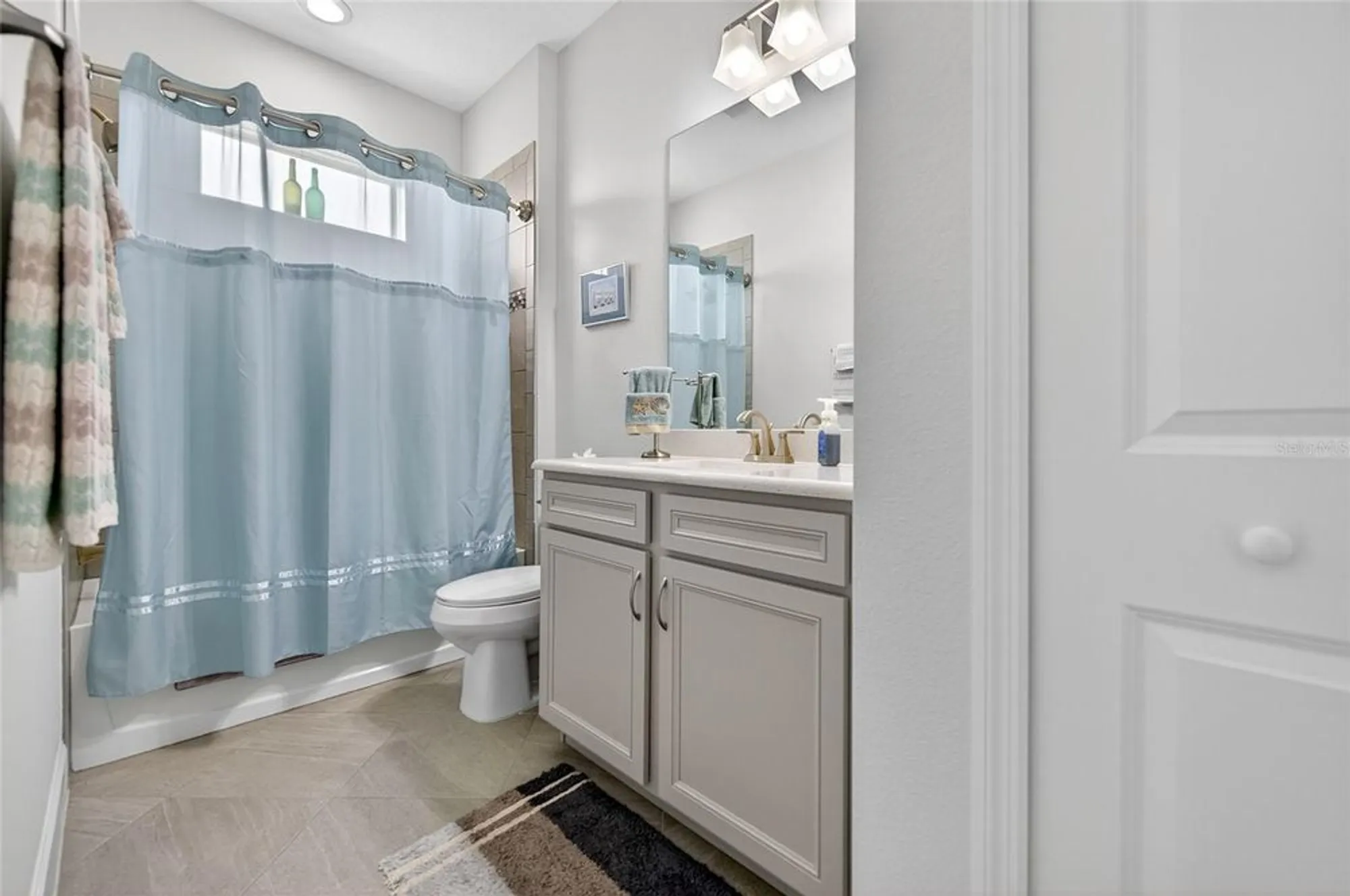 Property Slideshow image 17 of 31 | 253 compass rose dr, Daytona Beach, FL, 32124