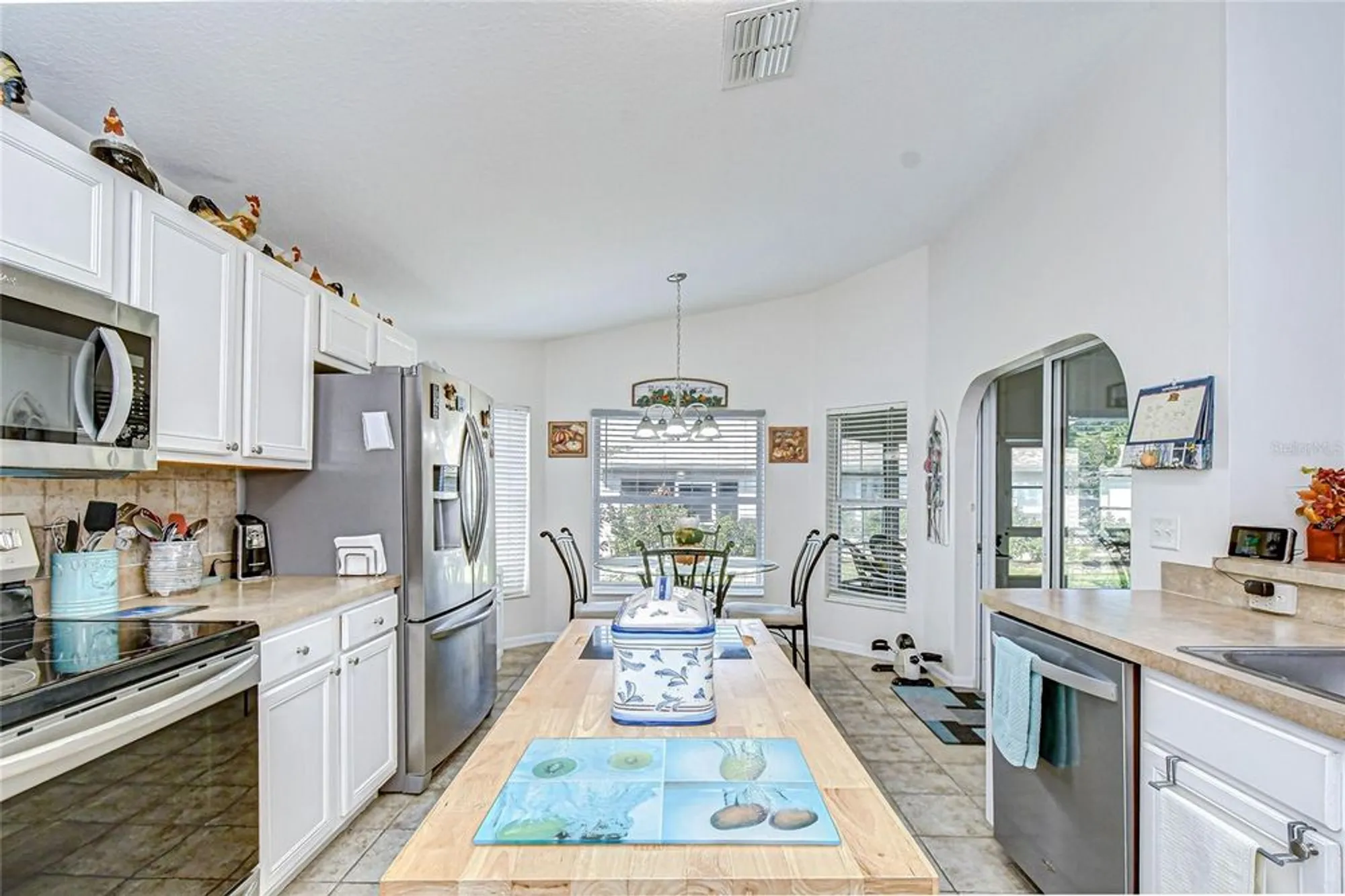 Property Slideshow image 9 of 38 | 10245 buncombe way, San Antonio, FL, 33576