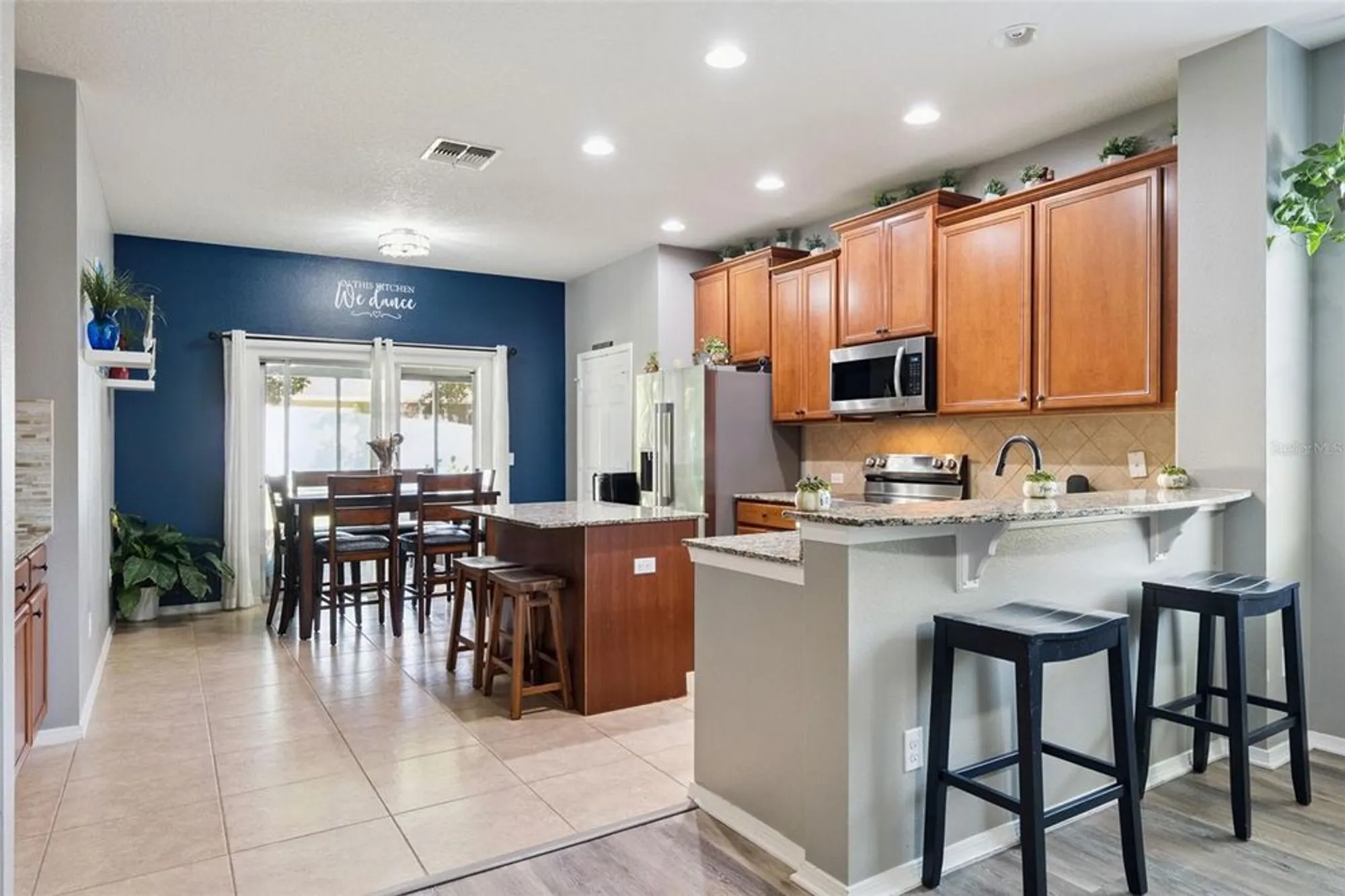 Property Slideshow image 11 of 54 | 30242 tokara ter, Mount Dora, FL, 32757