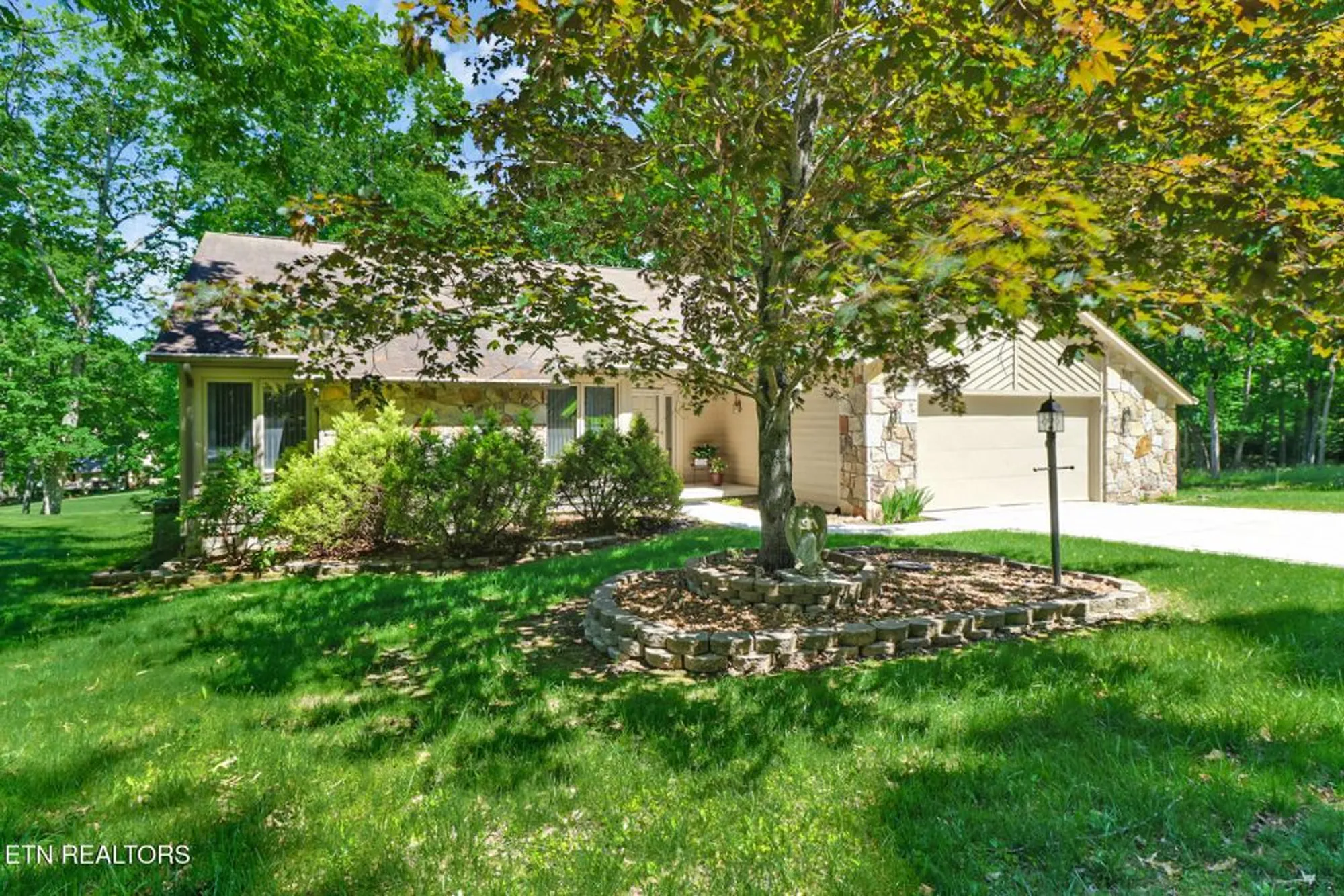 Property Slideshow image 7 of 45 | 116 rolling green dr, Crossville, TN, 38558