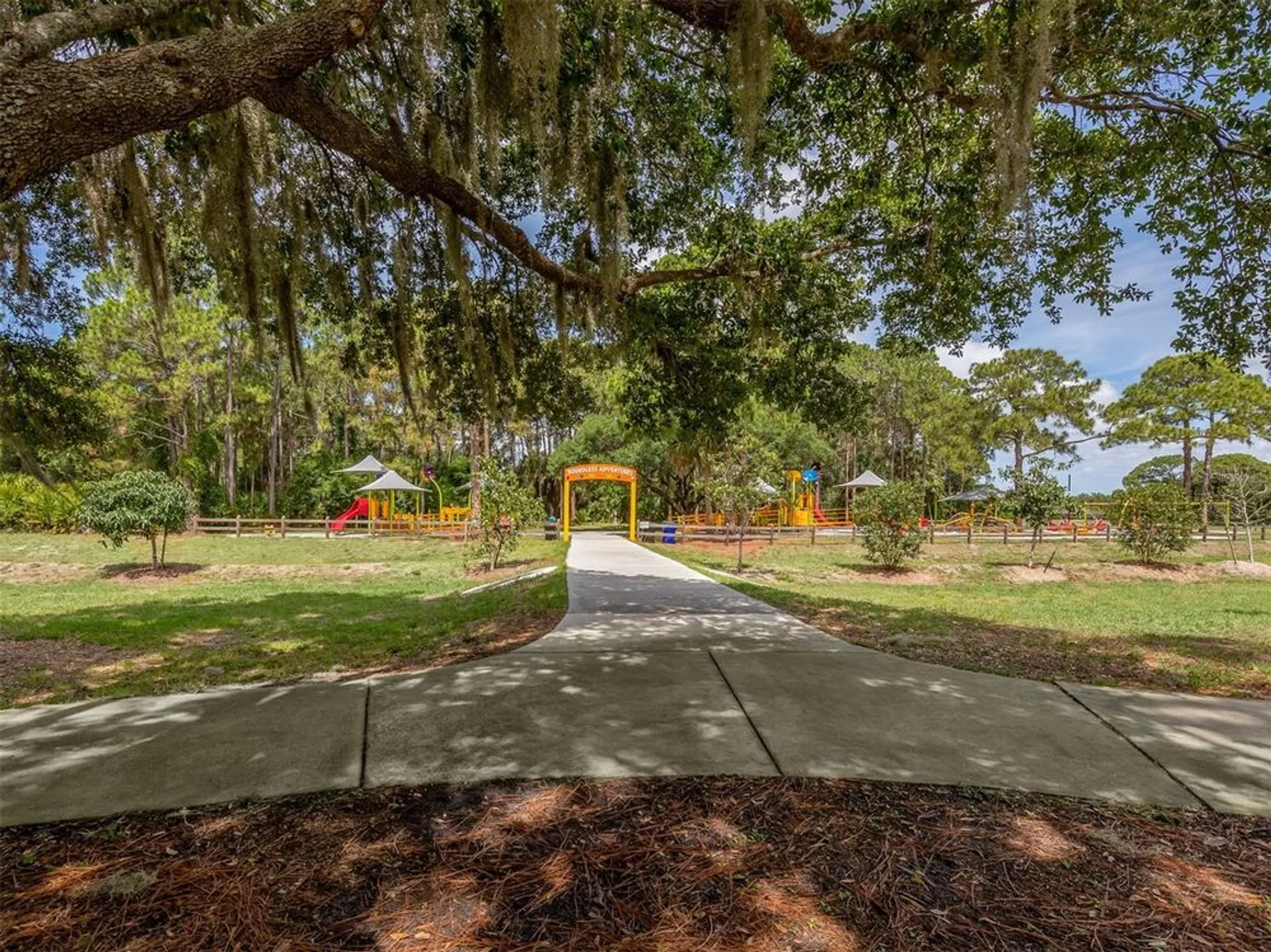Property Slideshow image 63 of 95 | 2524 daisy dr, North Port, FL, 34289