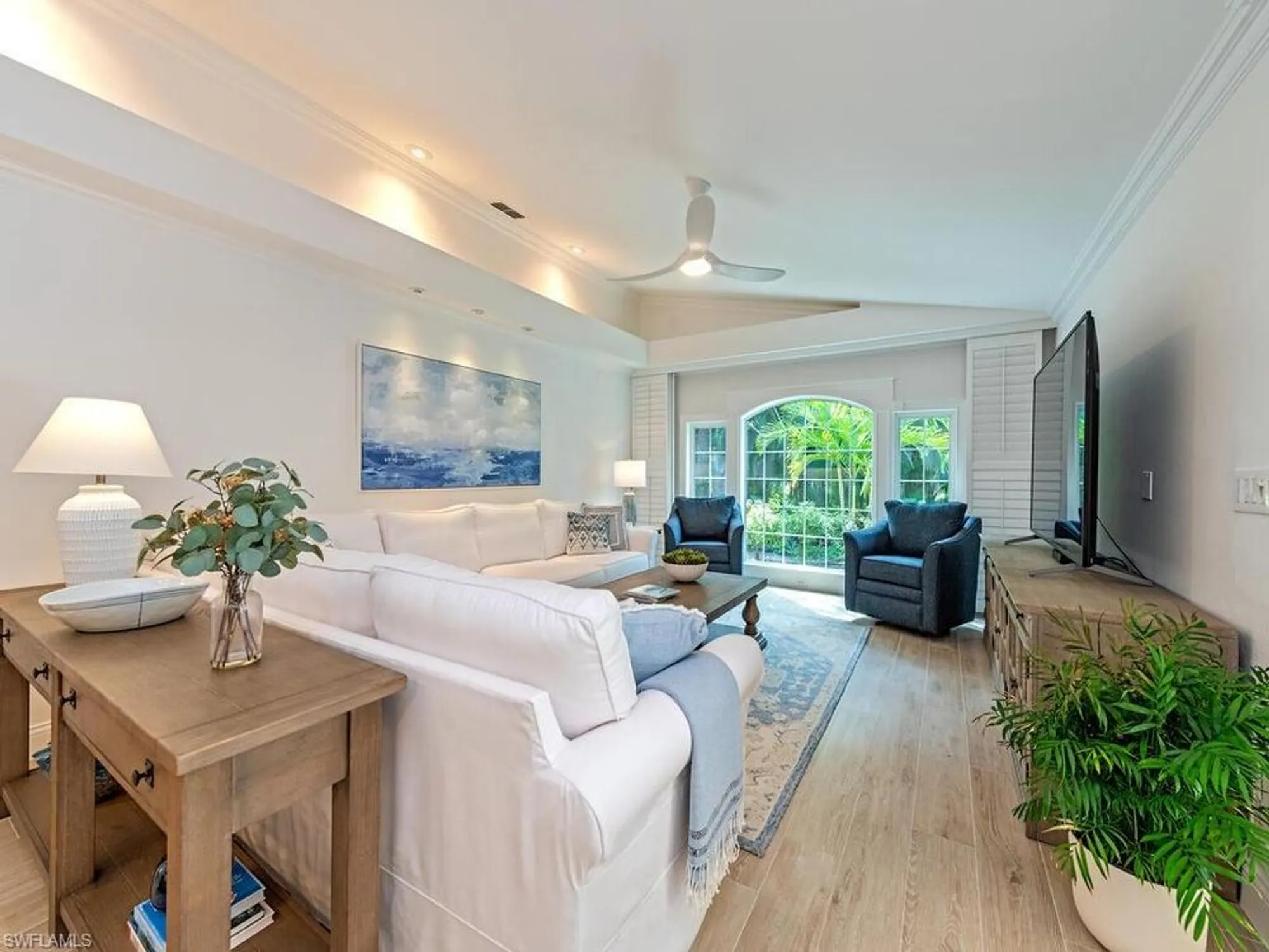 Property Slideshow image 8 of 20 | 3751 catbrier ct, Bonita Springs, FL, 34134