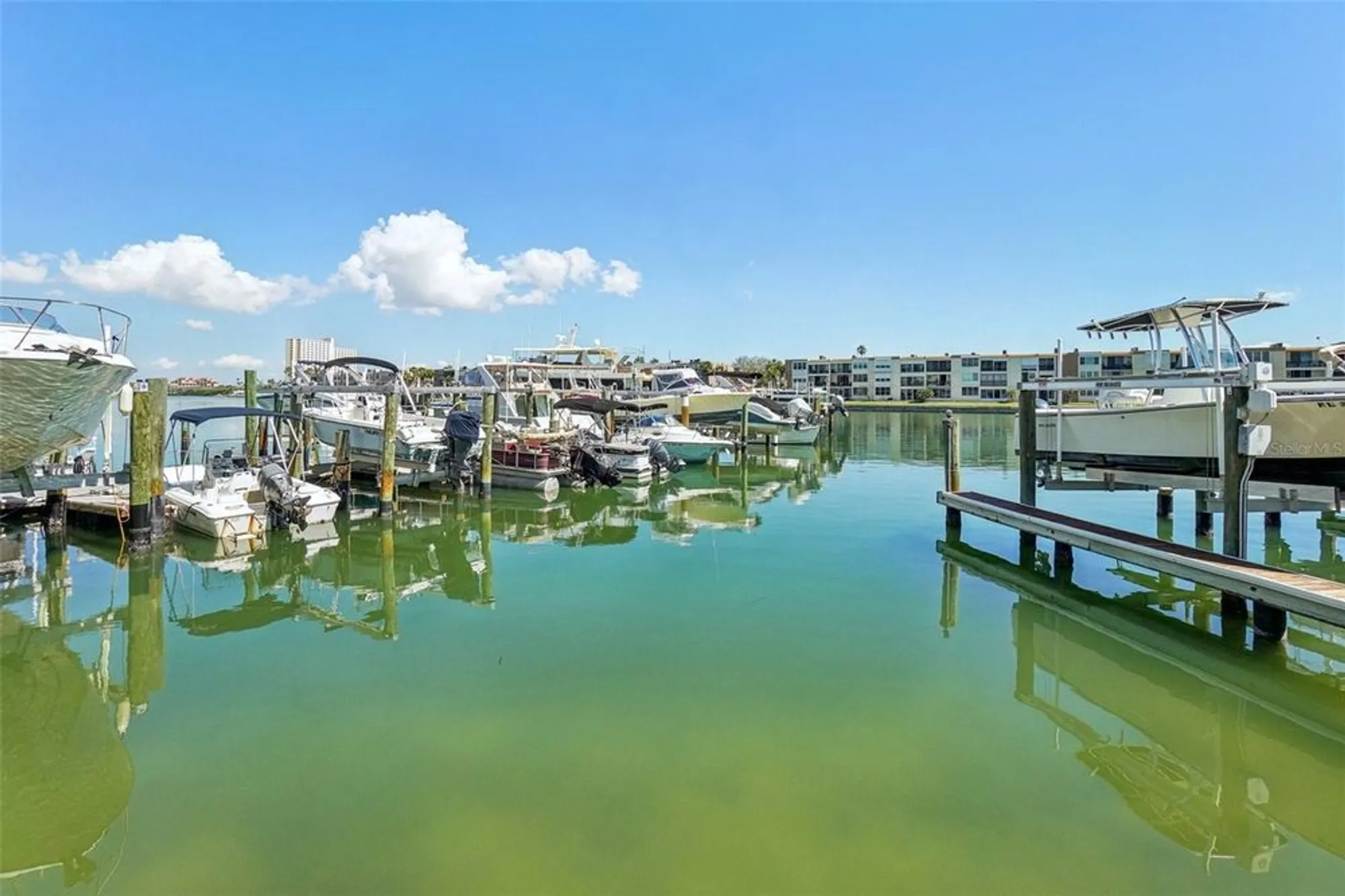 Property Slideshow image 40 of 53 | 7400 sun island dr 712, South Pasadena, FL, 33707