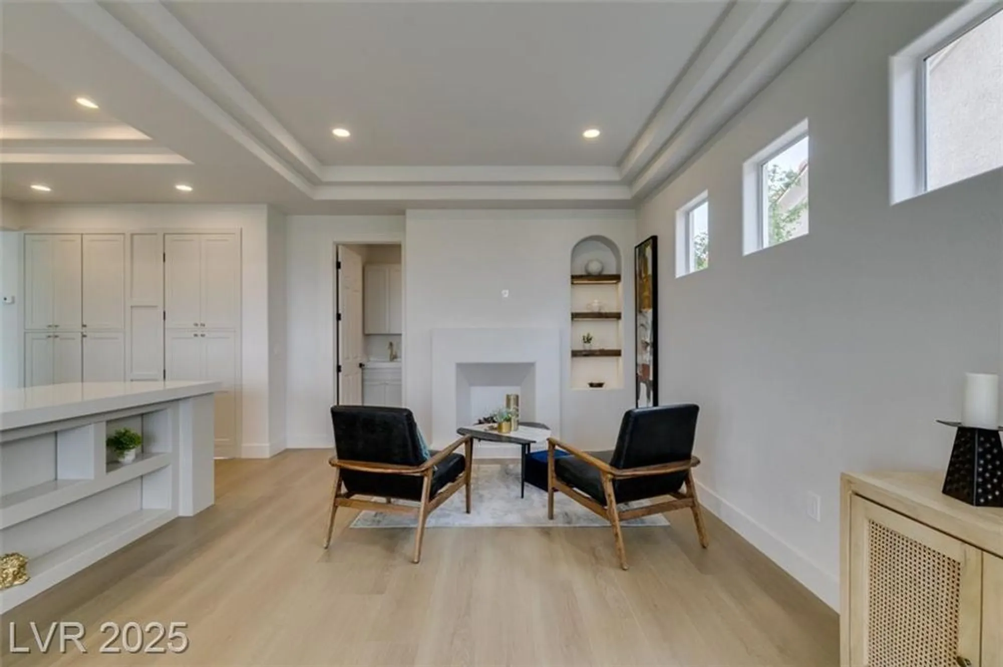 Property Slideshow image 16 of 39 | 2104 hot oak ridge st, Las Vegas, NV, 89134