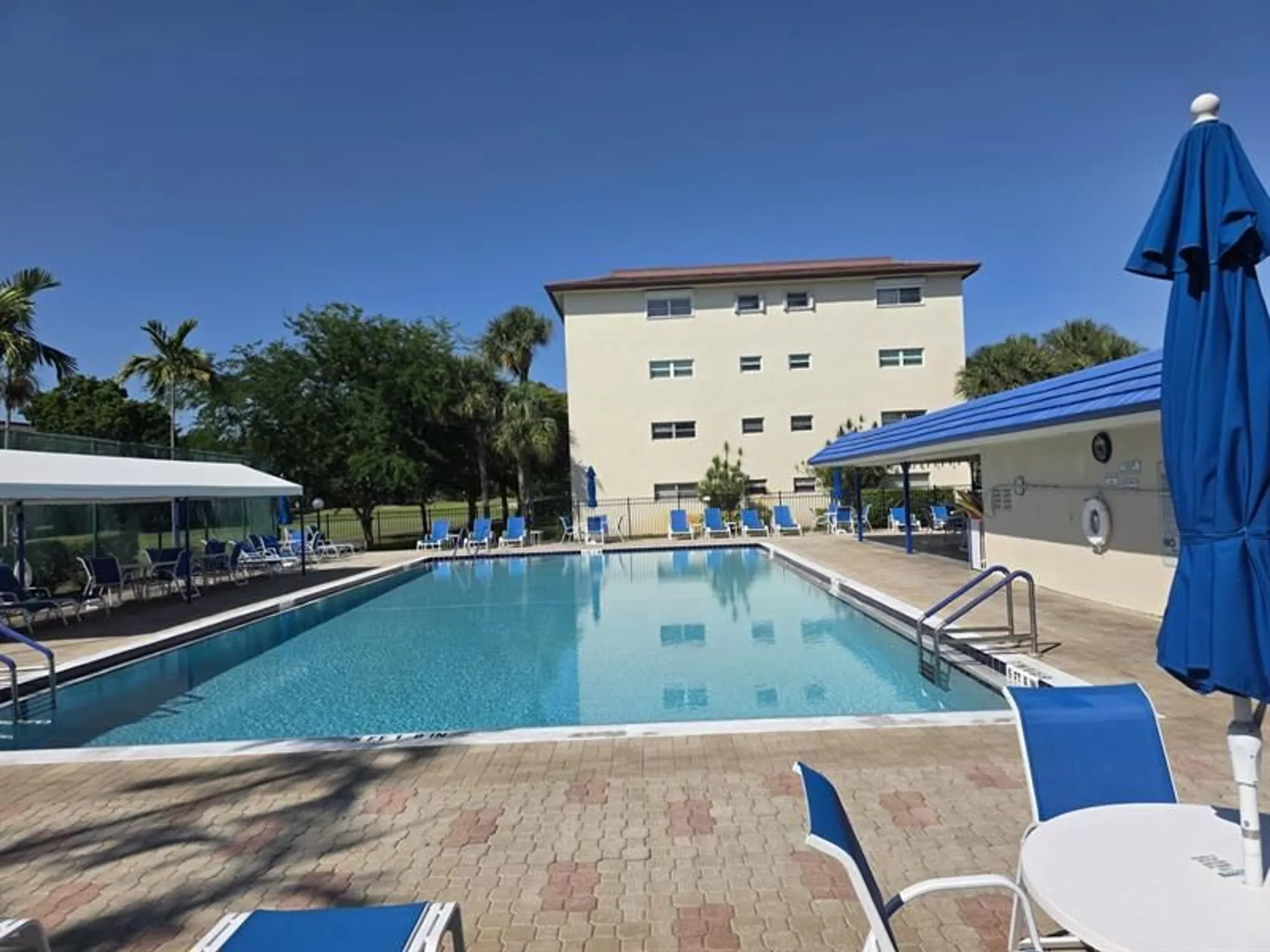 Property Slideshow image 23 of 40 | 3202 portofino pt j2, Coconut Creek, FL, 33066