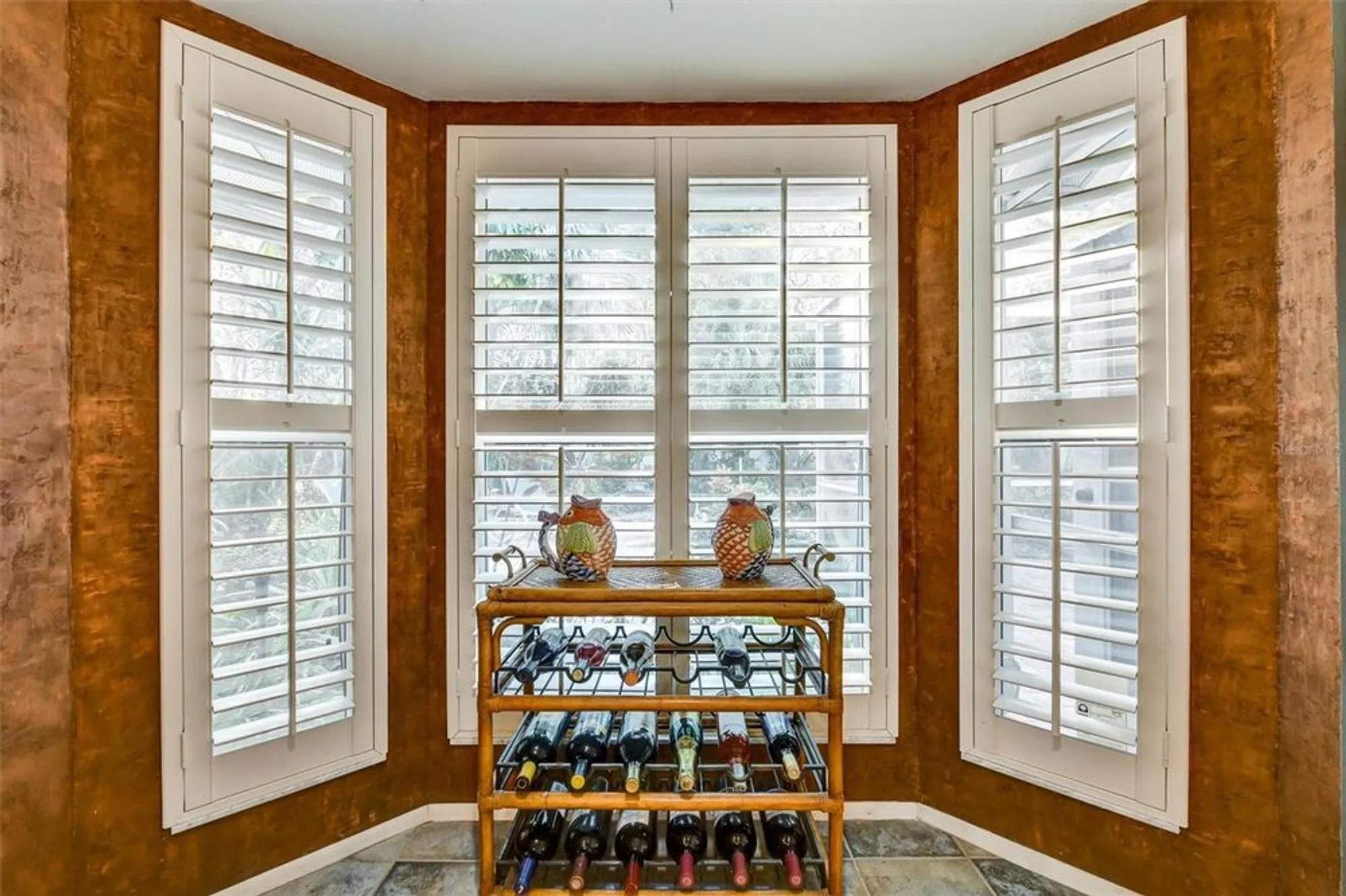 Property Slideshow image 21 of 63 | 4610 sandpointe dr, New Port Richey, FL, 34655