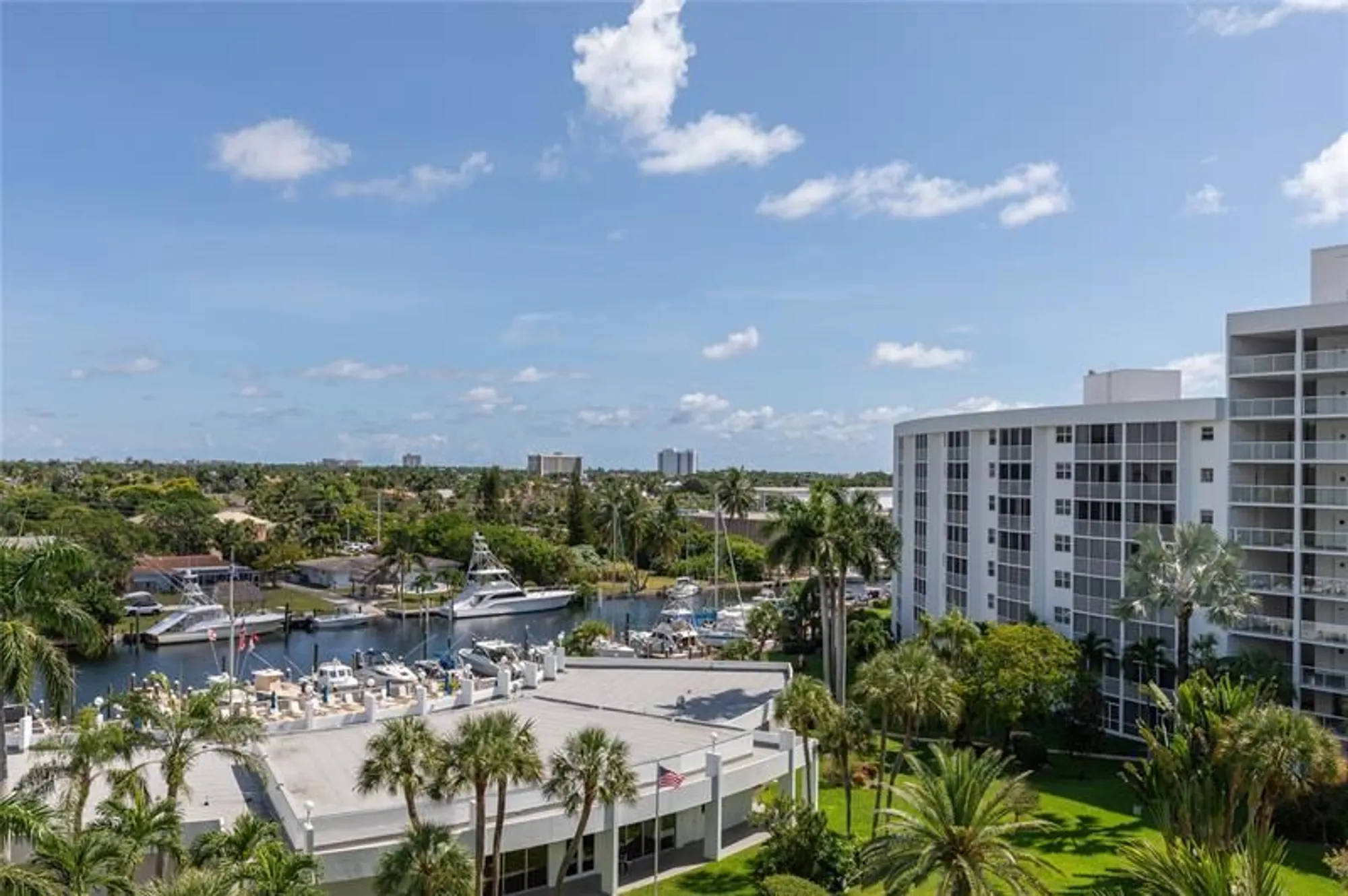 Property Slideshow image 14 of 43 | 2731 ne 14th street cswy 710, Pompano Beach, FL, 33062