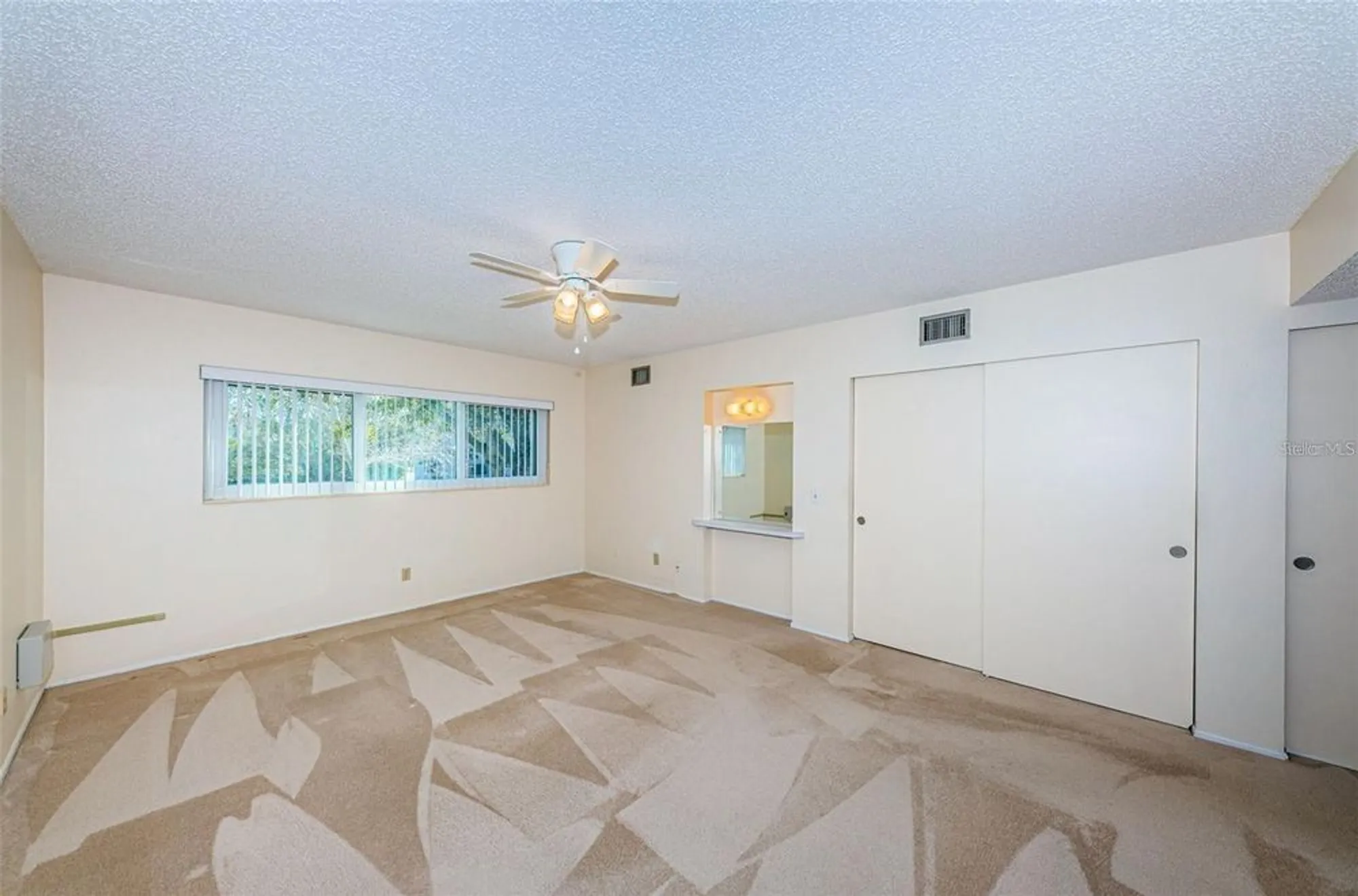Property Slideshow image 14 of 52 | 2295 americus blvd 29, Clearwater, FL, 33763