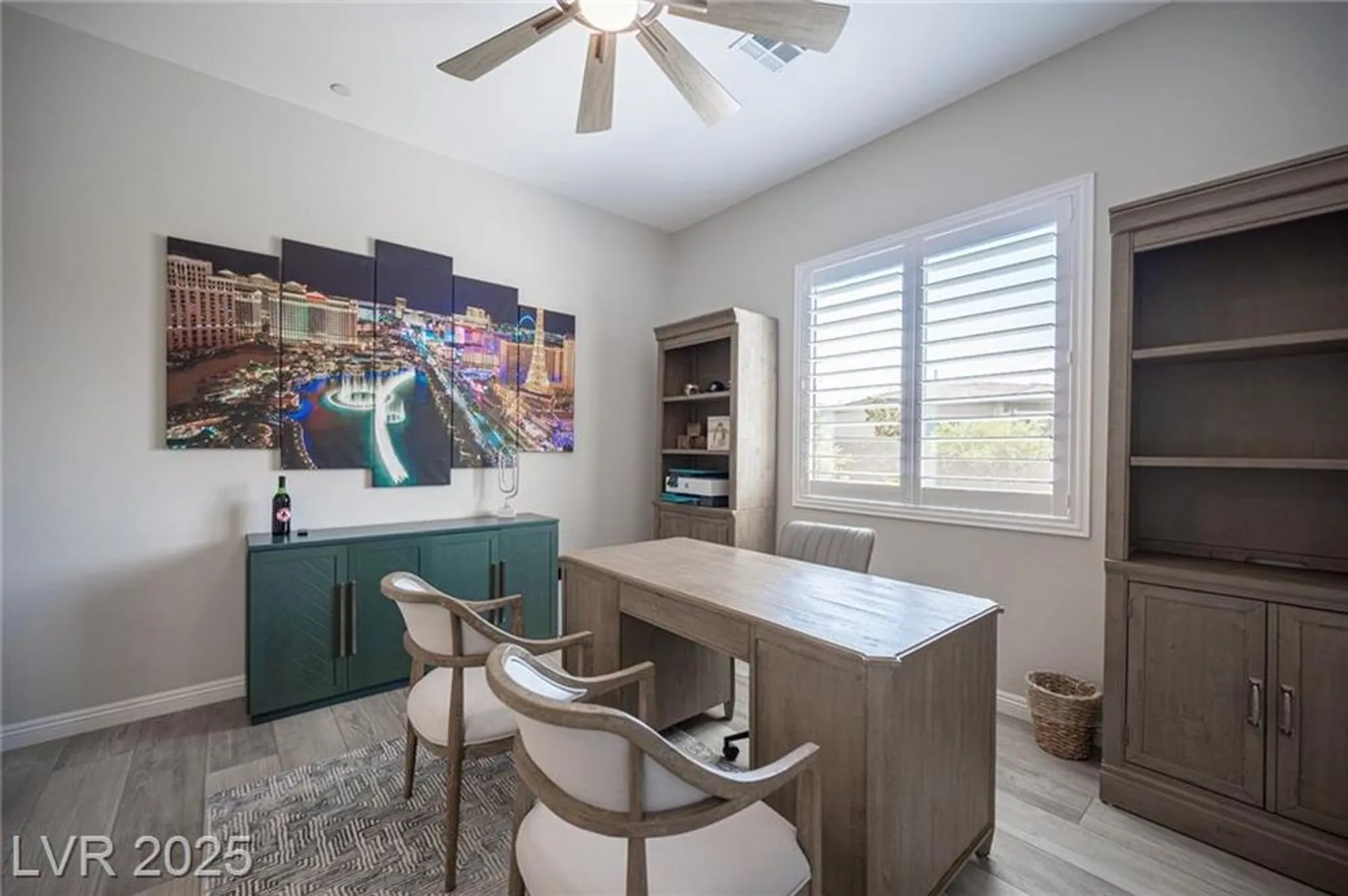 Property Slideshow image 28 of 92 | 936 mayfield manor ln, Las Vegas, NV, 89138