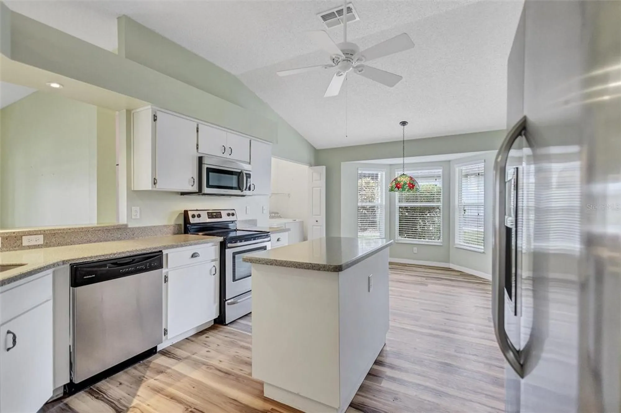 Property Slideshow image 14 of 48 | 811 staffordshire ln 32, Sun City Center, FL, 33573