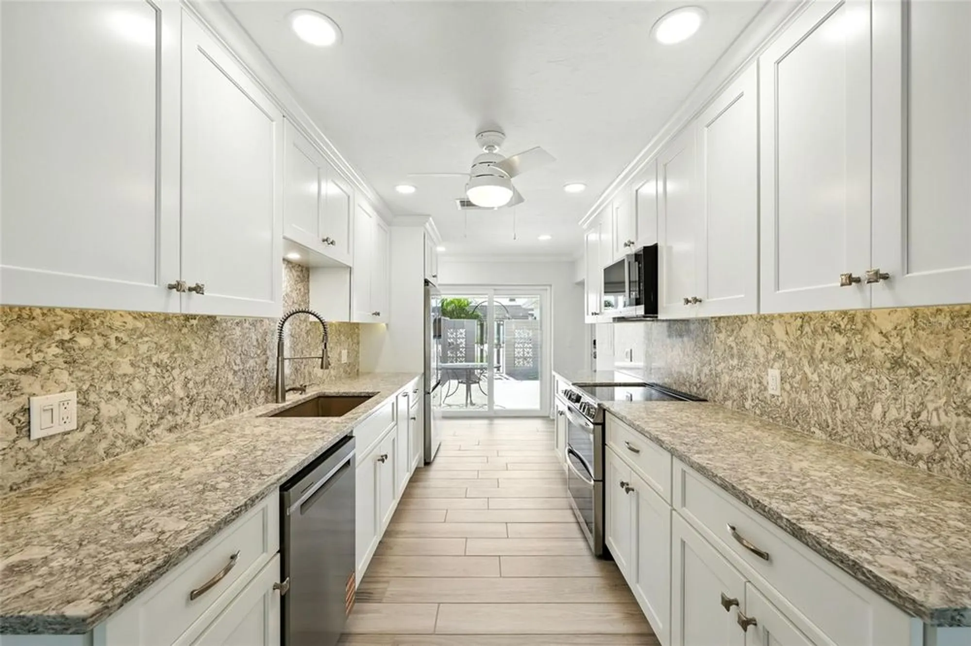 Property Slideshow image 16 of 50 | 543 boca ciega point blvd n # 2709, St Petersburg, FL, 33708