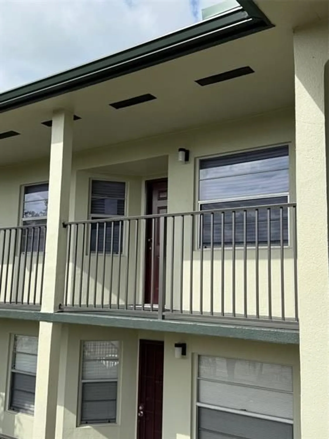 Property Slideshow image 10 of 18 | 1300 sw 130th ave apt f412, Pembroke Pines, FL, 33027