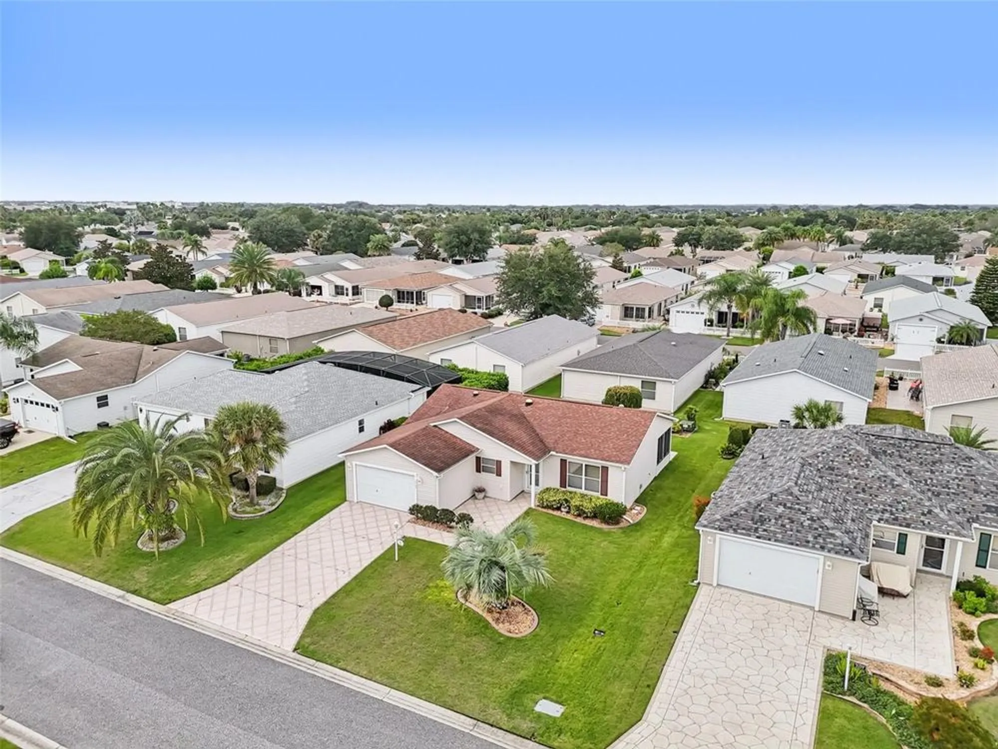 Property Slideshow image 41 of 47 | 2543 raintree dr, The Villages, FL, 32162