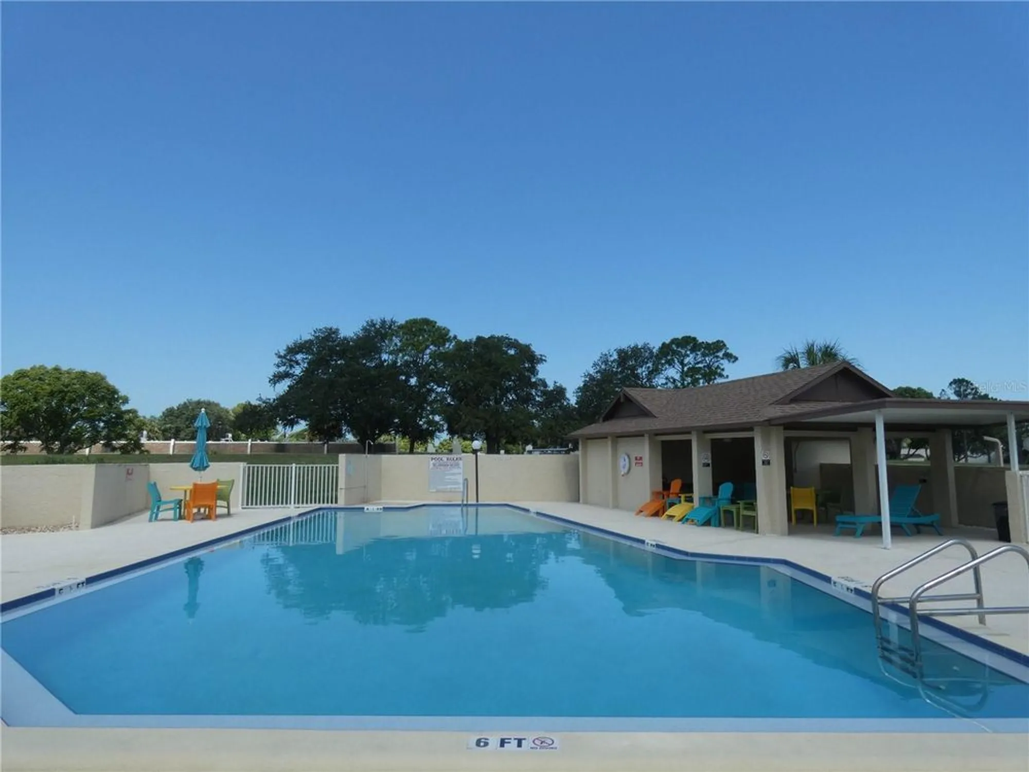 Property Slideshow image 4 of 33 | 11231 dollar lake dr apt 6, Port Richey, FL, 34668