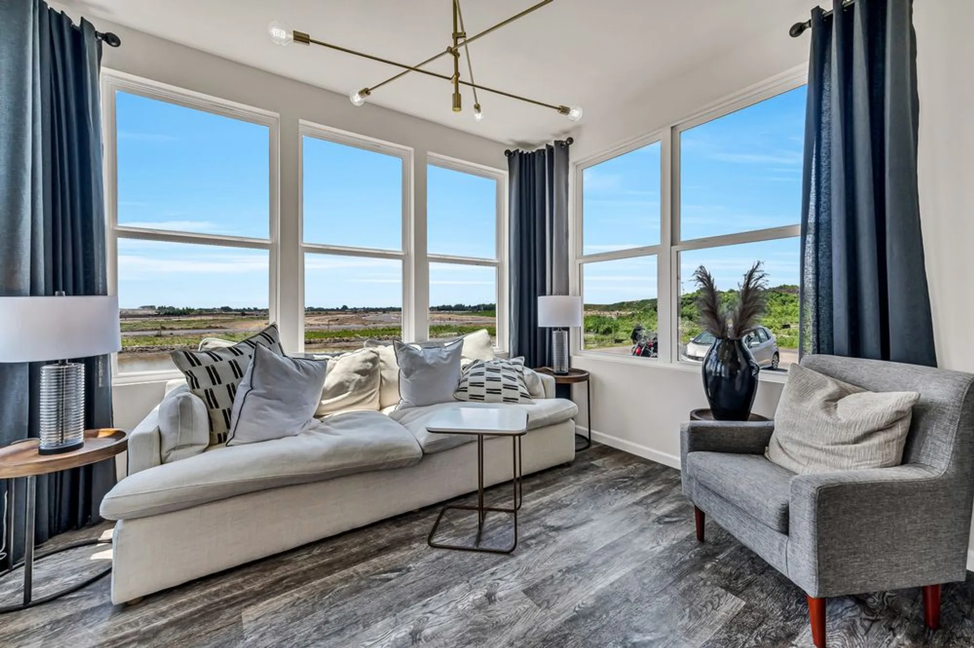 Property Slideshow image 13 of 20 | 3194 peyton cir, Aurora, IL, 60503