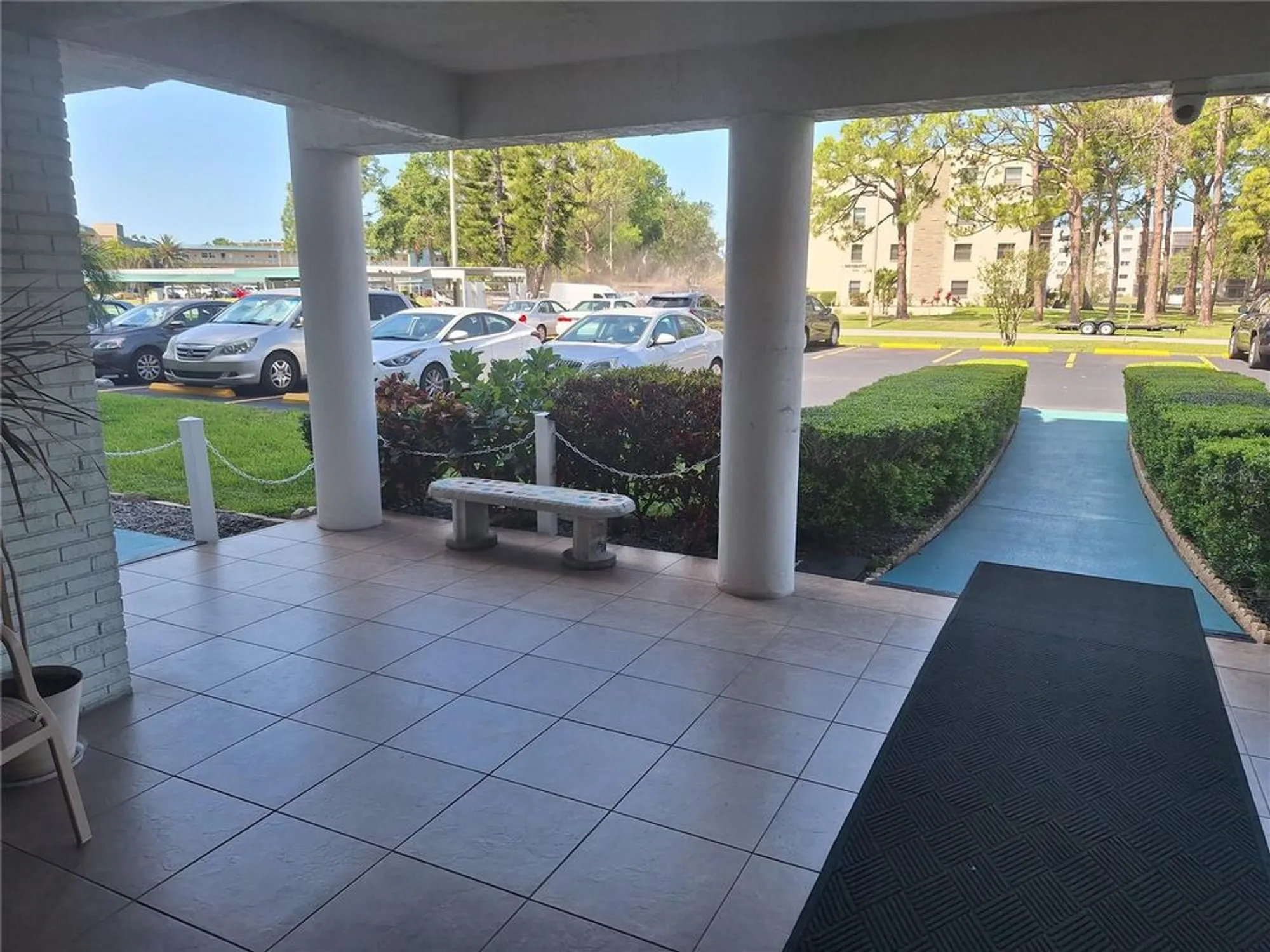 Property Slideshow image 4 of 23 | 5970 80th st n unit 312, St Petersburg, FL, 33709