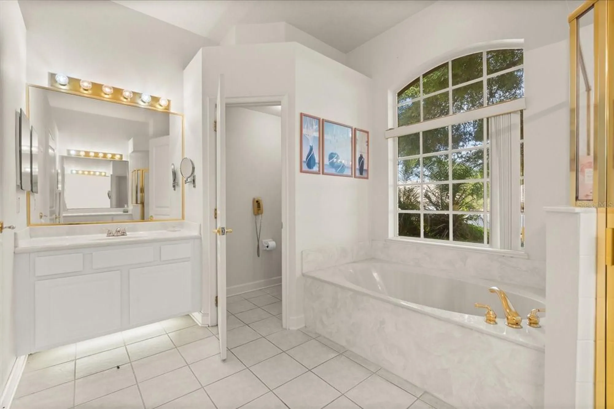 Property Slideshow image 16 of 52 | 2112 saint ives ct, Clermont, FL, 34711
