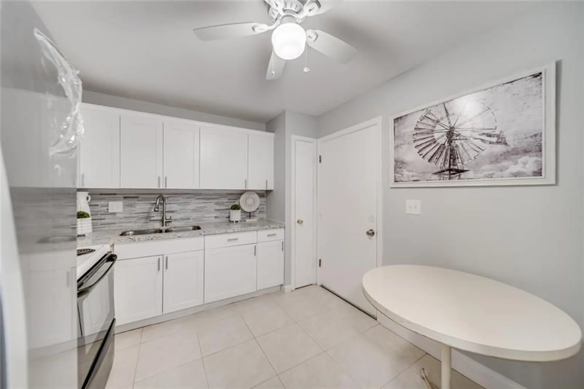 Property Slideshow image 5 of 43 | 2271 nw 47th ter 107, Lauderhill, FL, 33313