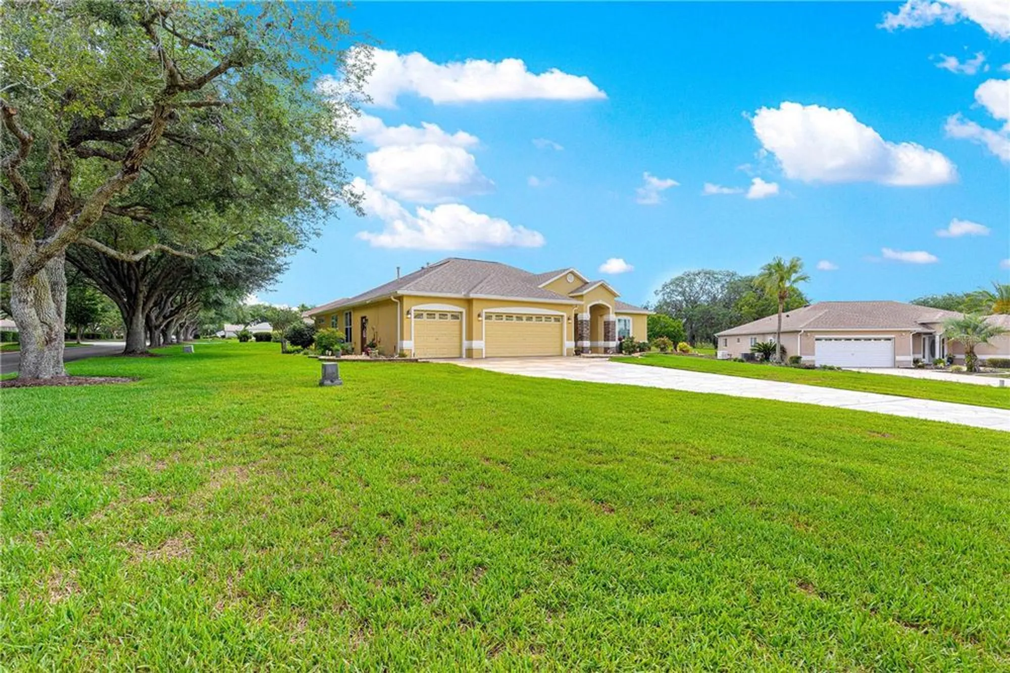 Property Slideshow image 40 of 74 | 13885 del webb blvd, Summerfield, FL, 34491