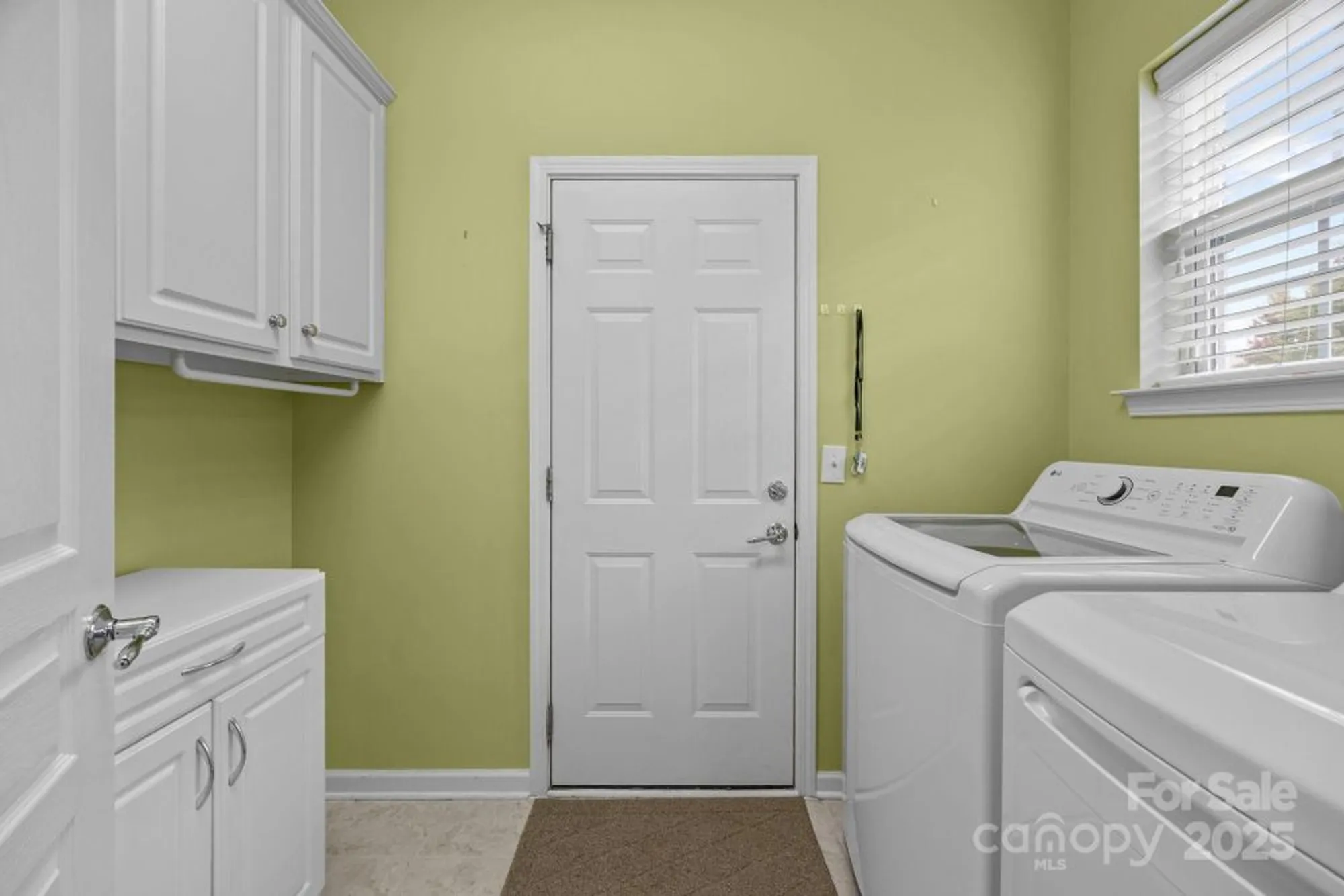 Property Slideshow image 23 of 39 | 52062 longspur ln, Fort Mill, SC, 29707