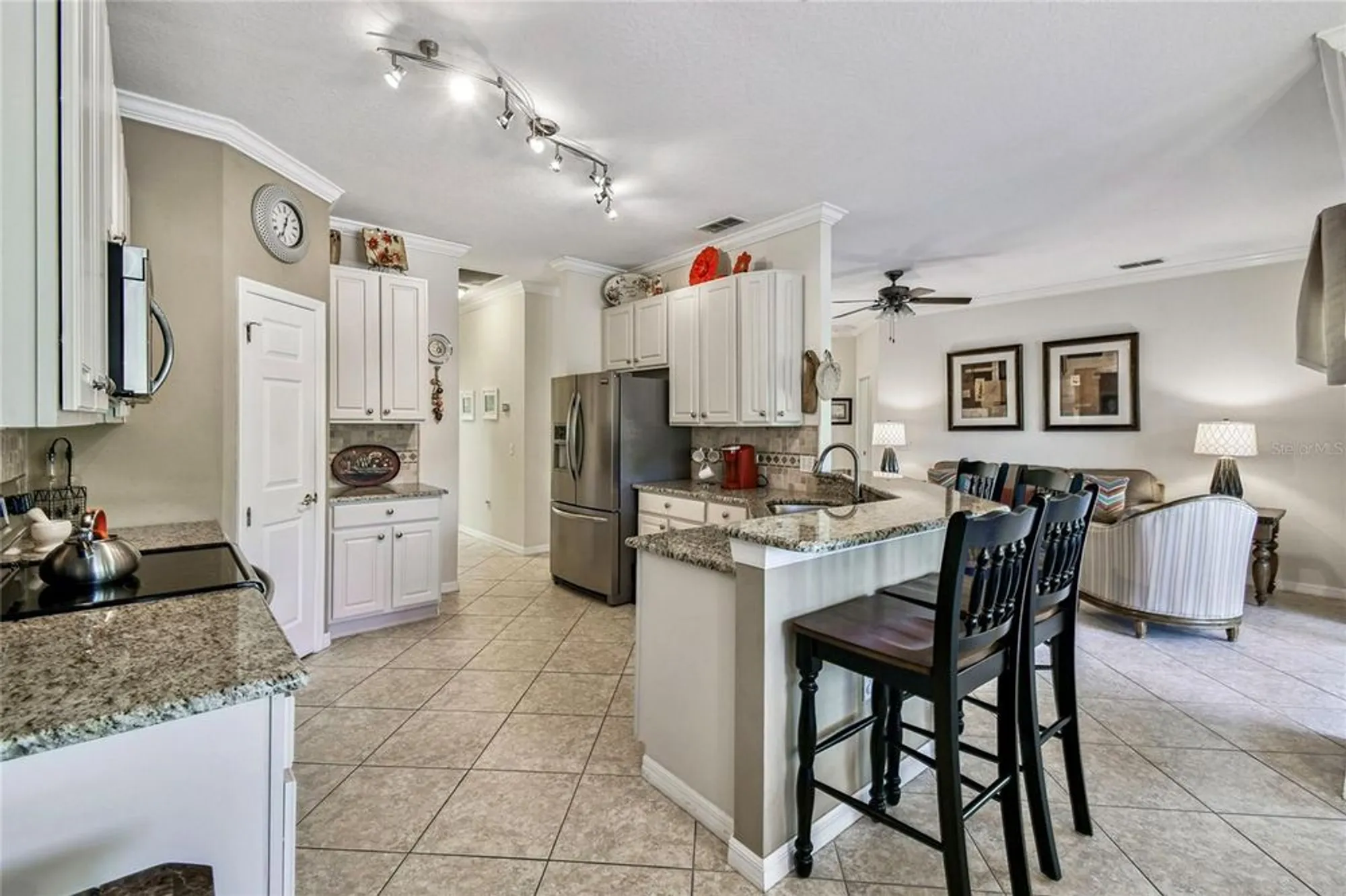 Property Slideshow image 17 of 61 | 536 portofino dr, Poinciana, FL, 34759