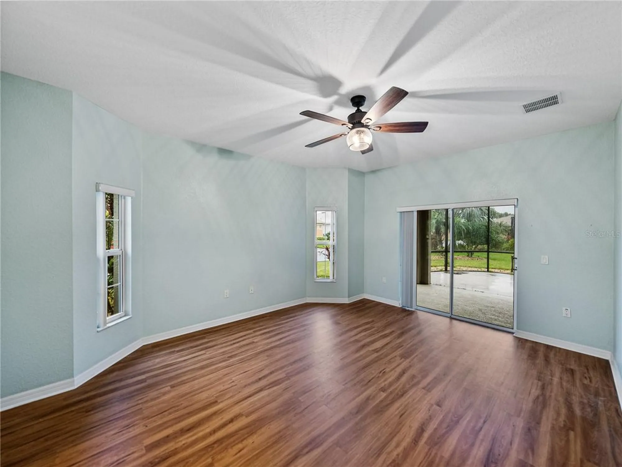 Property Slideshow image 35 of 75 | 4232 roebelenii dr, Lake Wales, FL, 33859