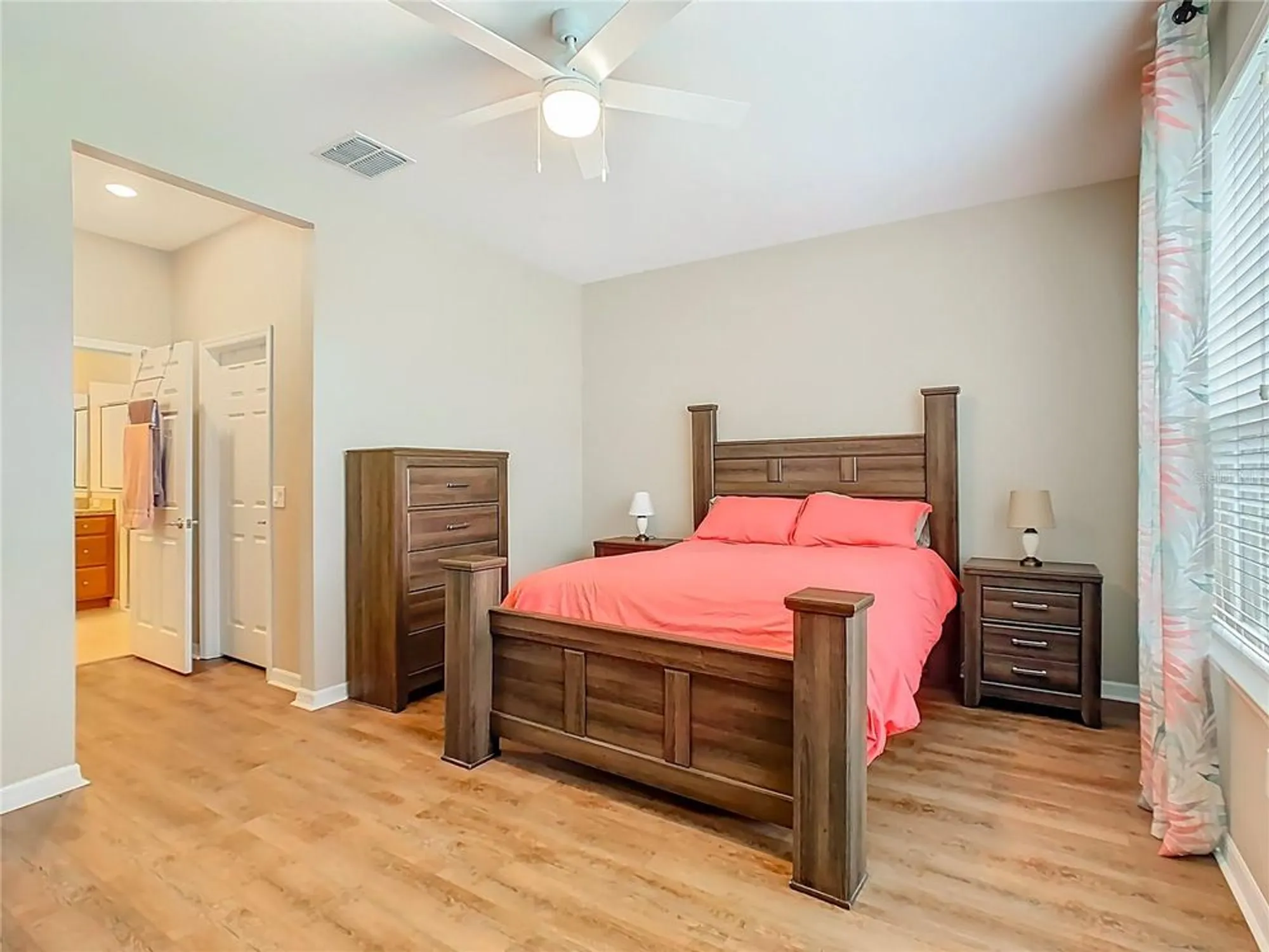 Property Slideshow image 19 of 60 | 2009 lazio loop, Poinciana, FL, 34759