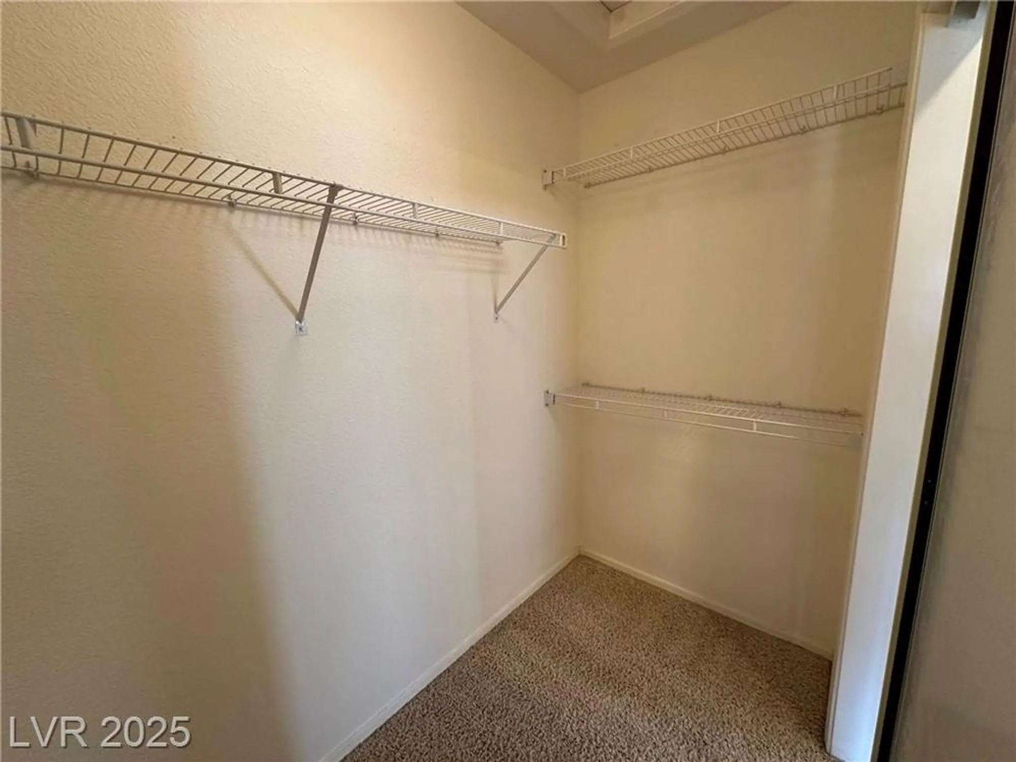 Property Slideshow image 16 of 27 | 3032 hidden treasure dr, Las Vegas, NV, 89134