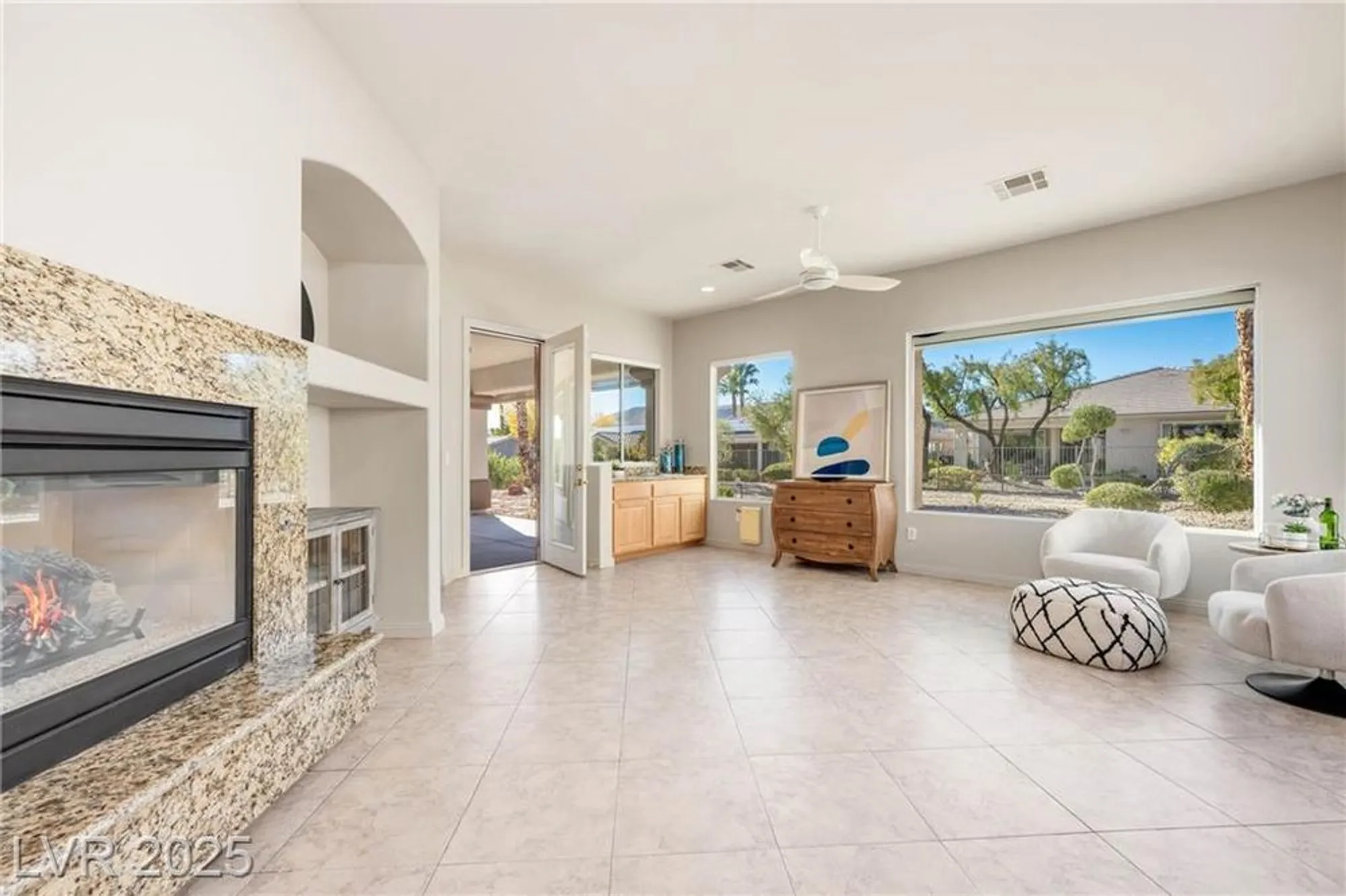 Property Slideshow image 27 of 54 | 10243 cantiamo ct, Las Vegas, NV, 89135